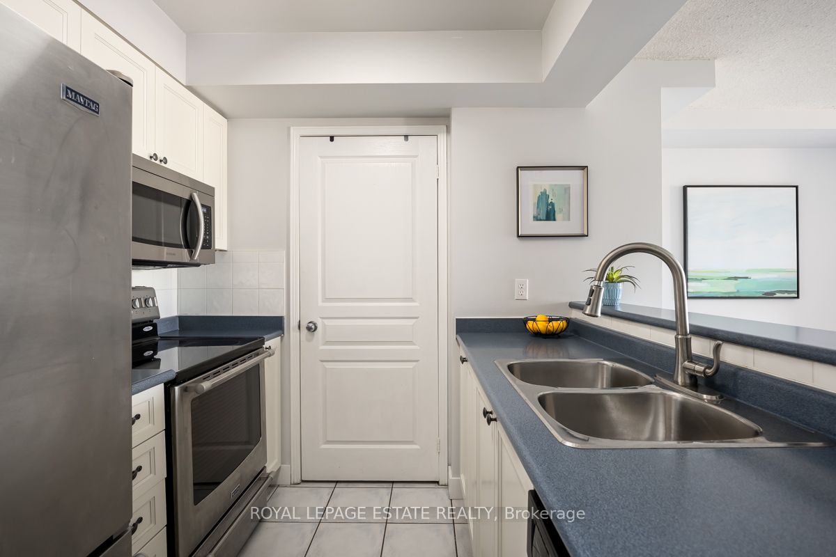 #411 - 1797 Queen Street Property Photo 11