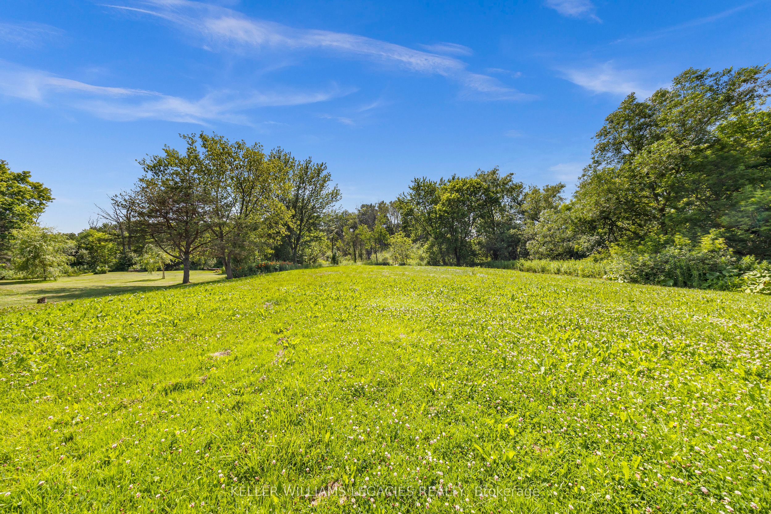 9070 Ashburn Road Property Photo 7
