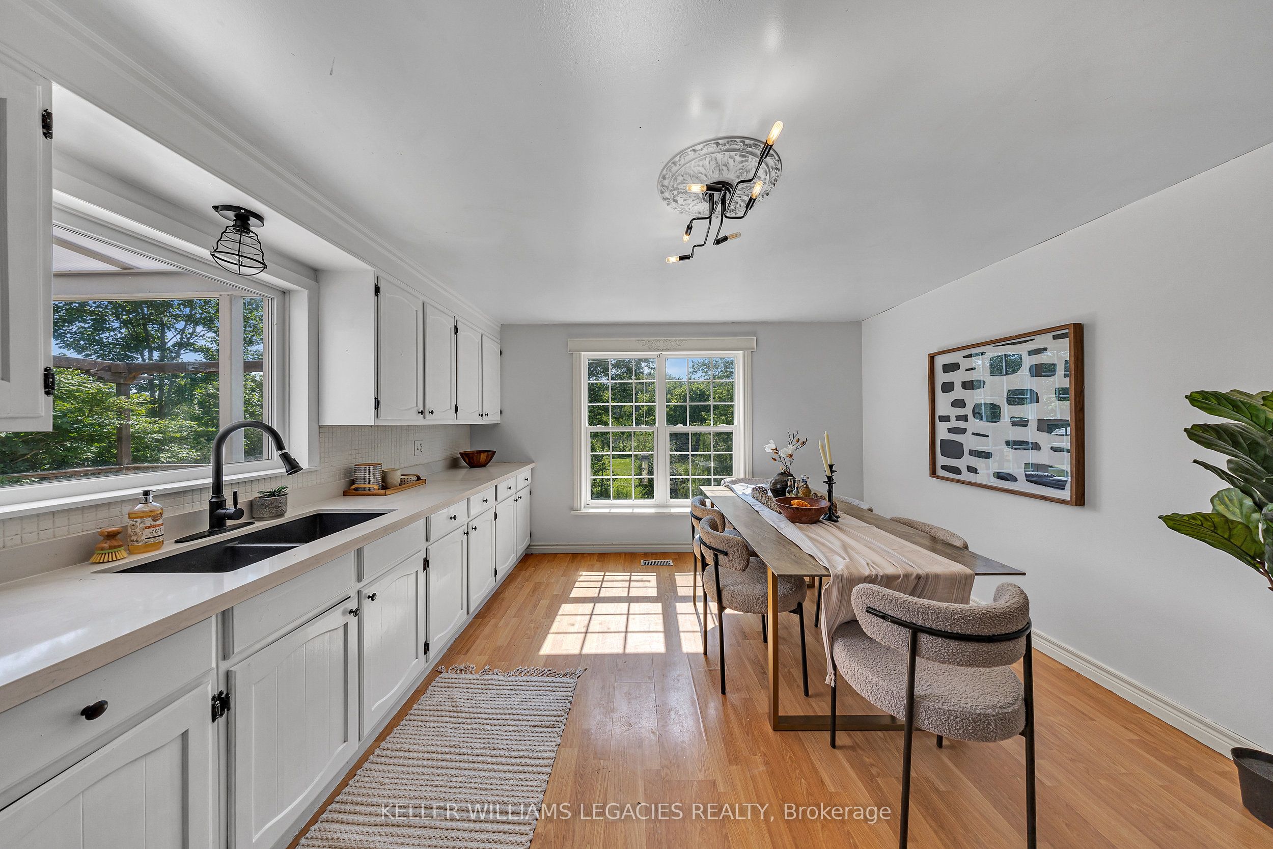 9070 Ashburn Road Property Photo 16