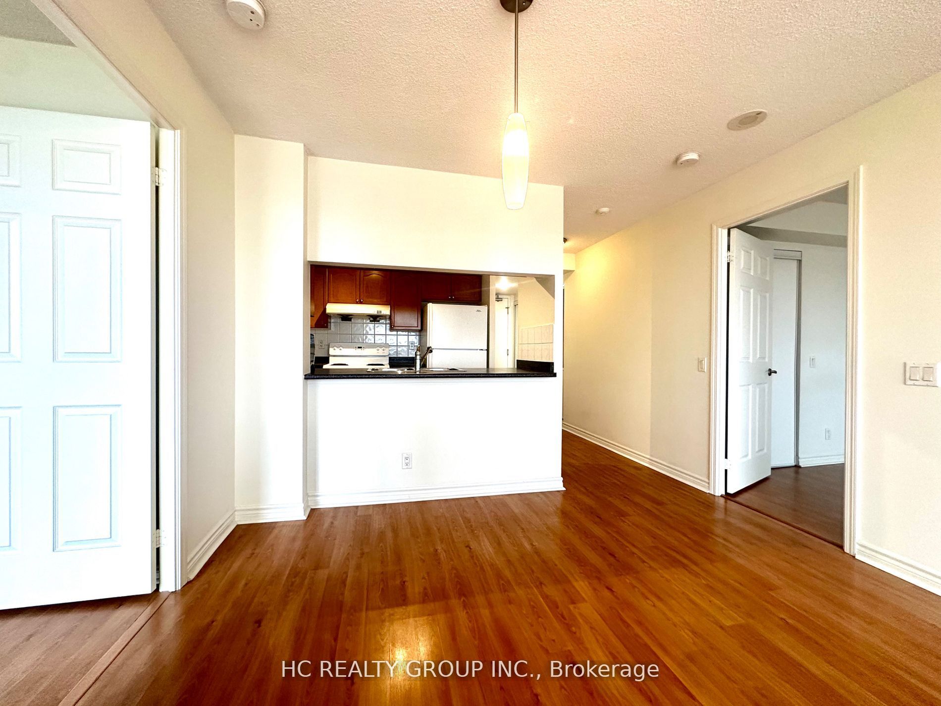 #635 - 18 Mondeo Drive Property Photo 10