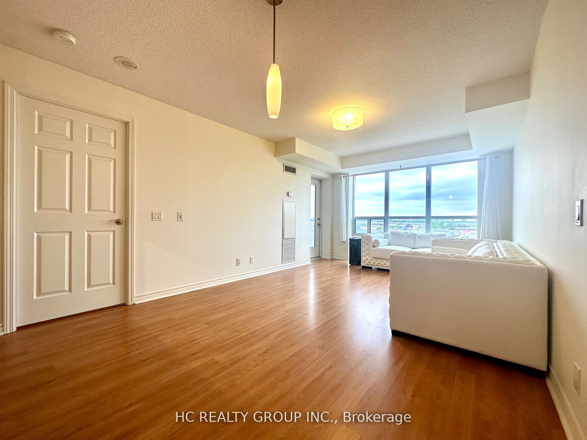 #635 - 18 Mondeo Drive Property Photo 12