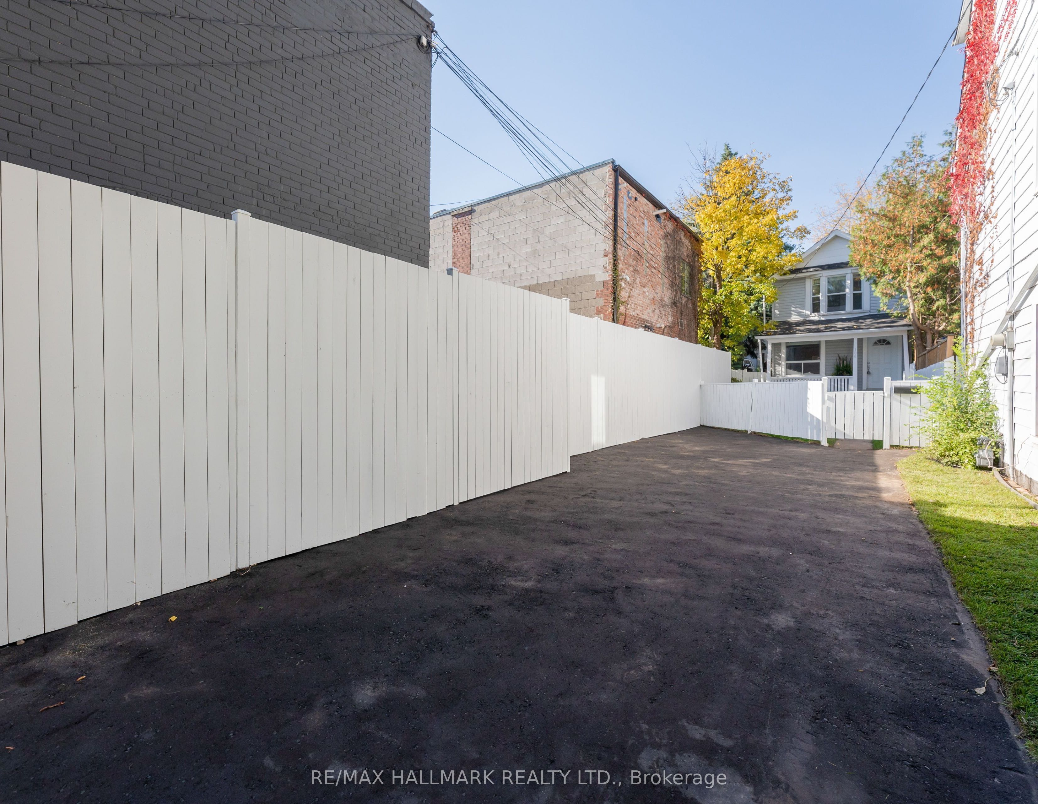 106 Willow Avenue Property Photo 2