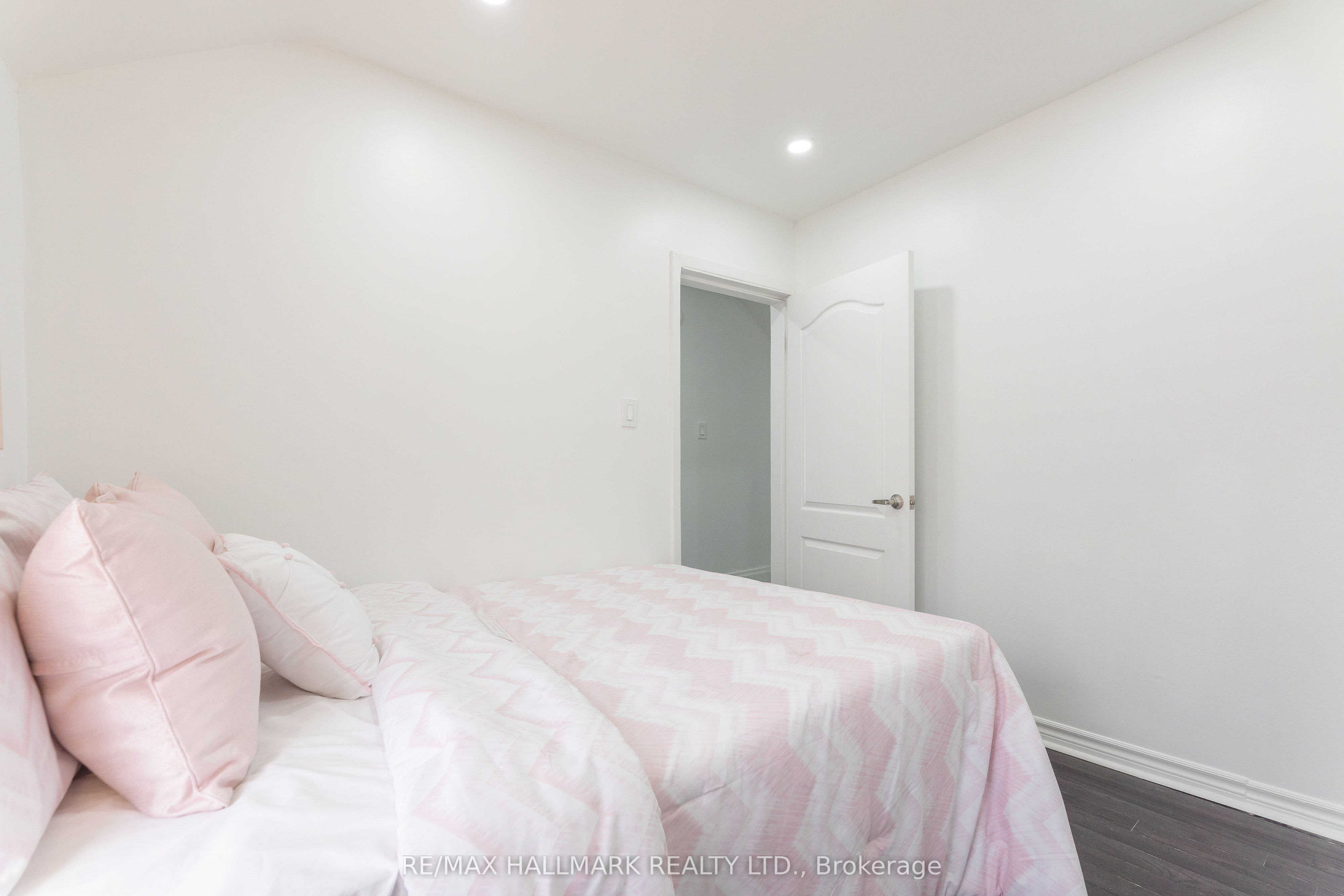 106 Willow Avenue Property Photo 16