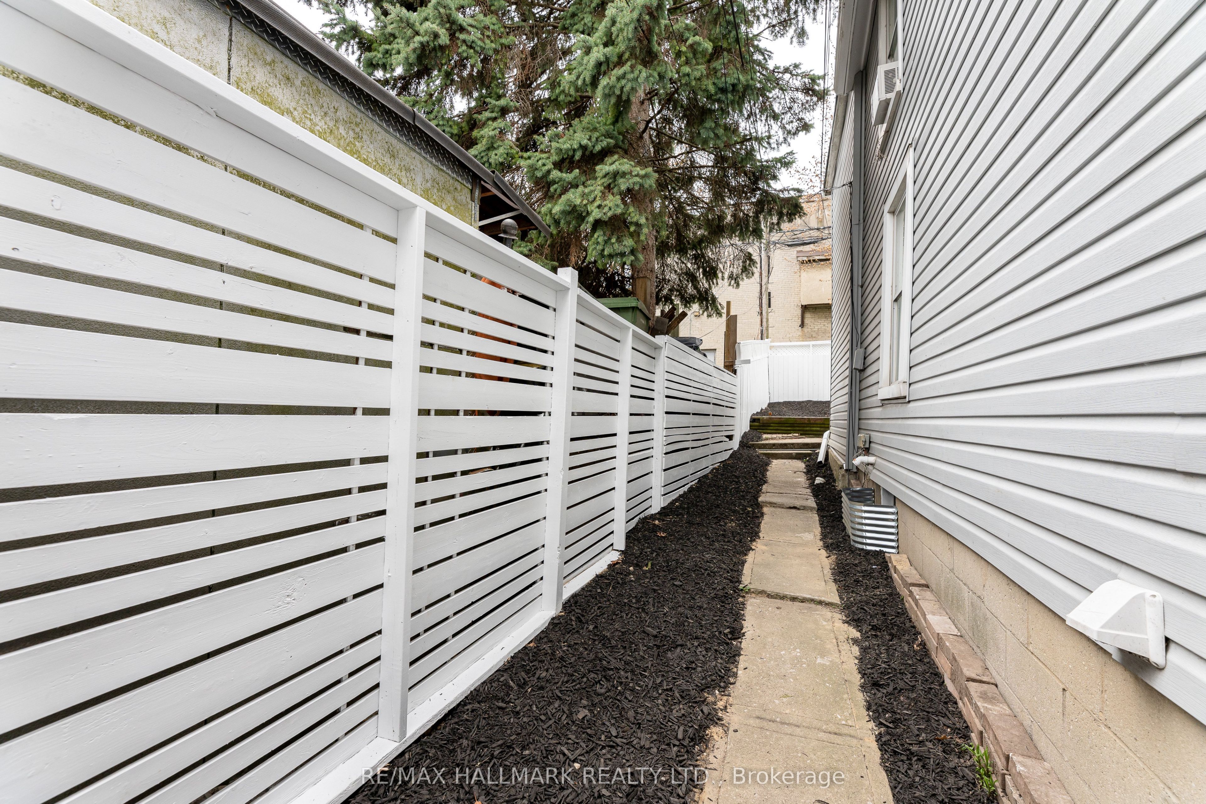 106 Willow Avenue Property Photo 21