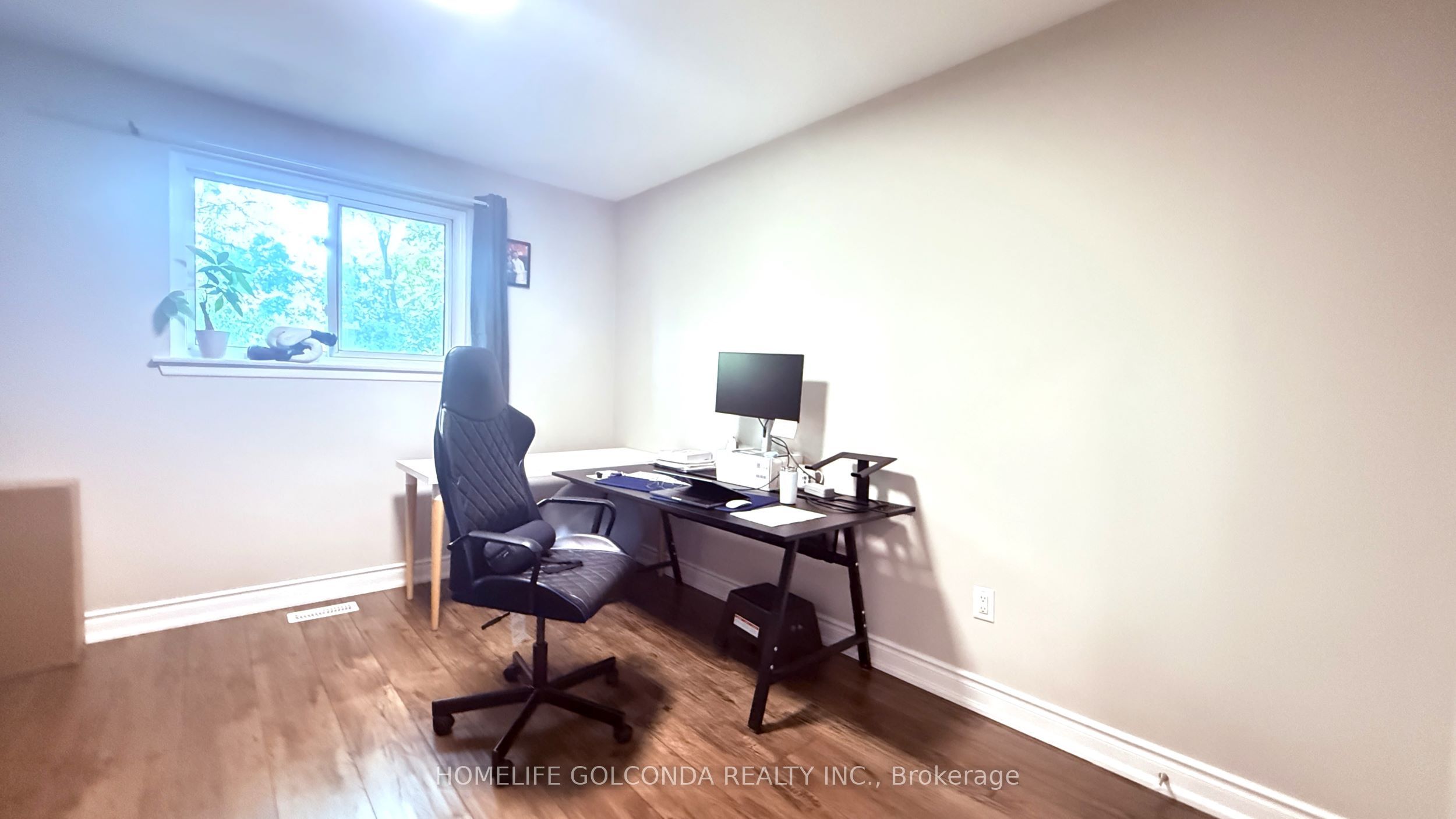 30 Heatherside Main Fl Drive Property Photo 8