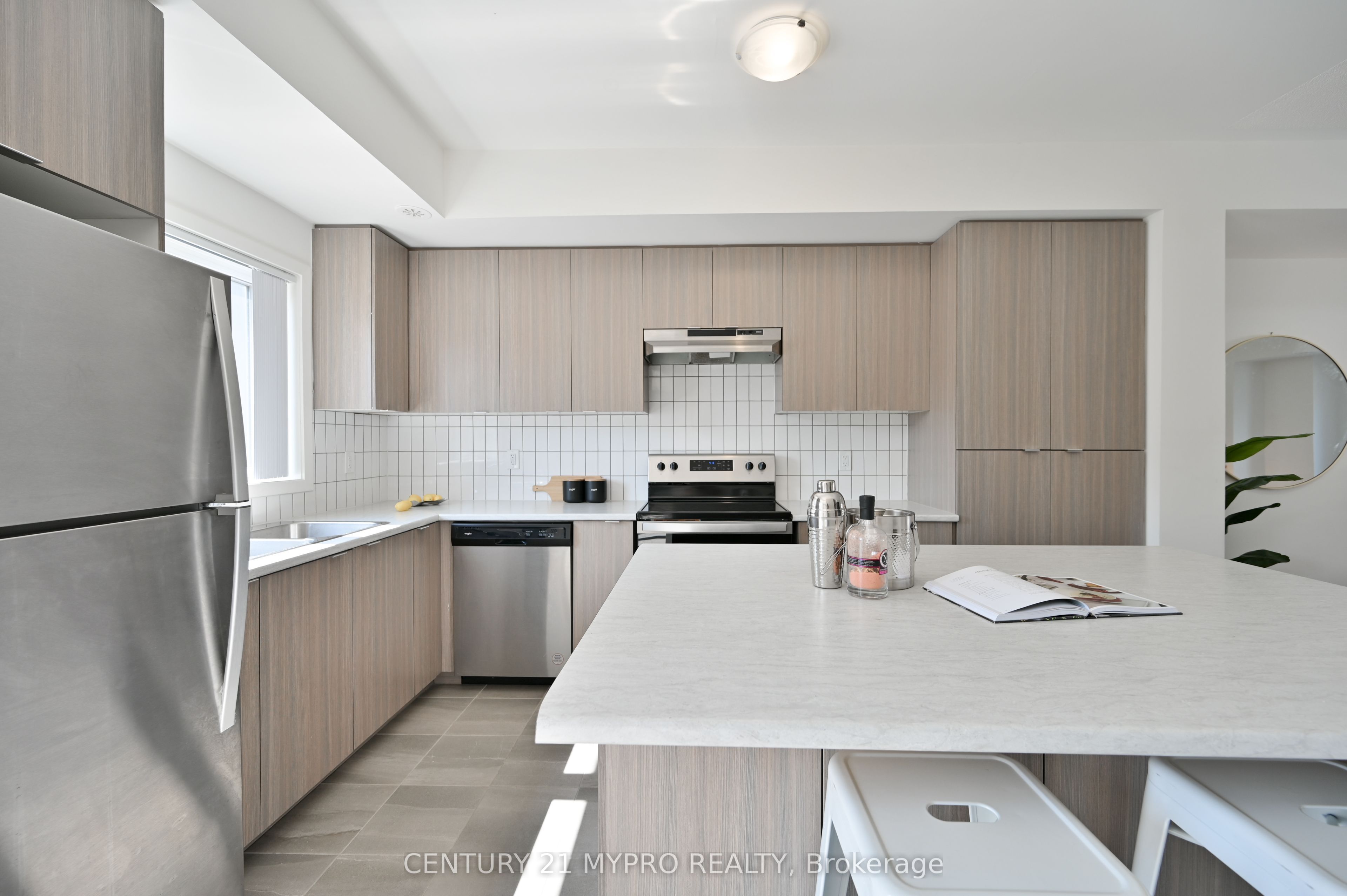 1525 Kingston Road 106 Property Photo 15