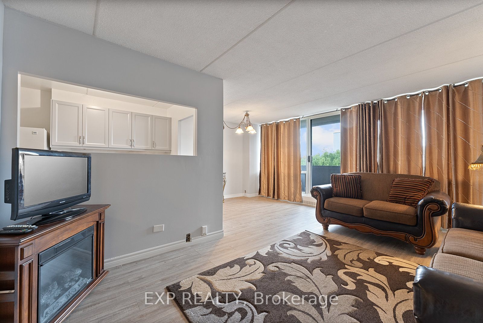 2 Glamorgan Avenue 612 Property Photo 1