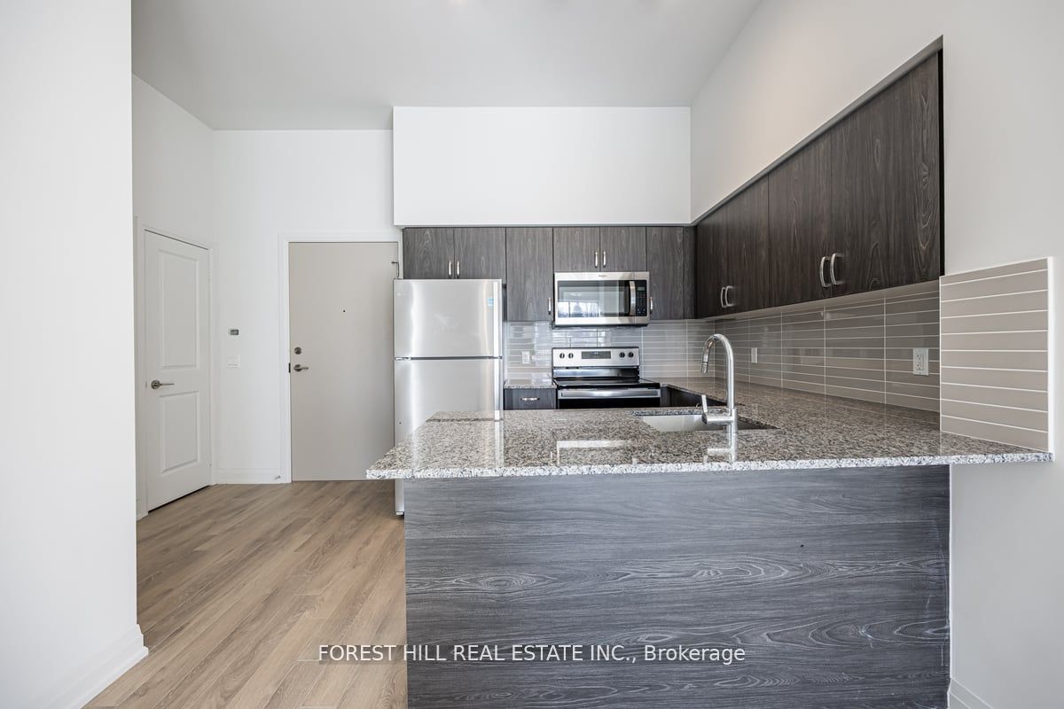 10 Meadowglen Place 105 Property Photo 6