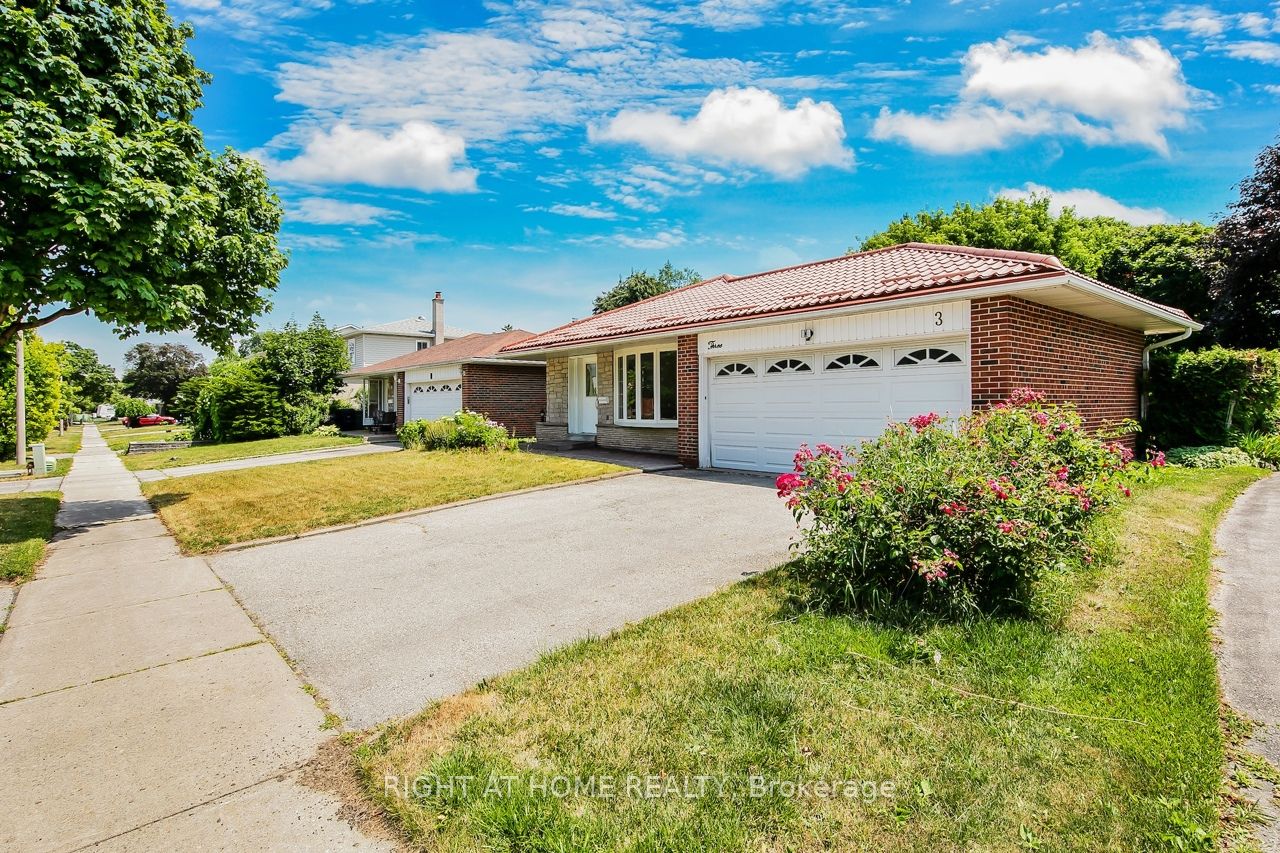 3 Glendower Circuit Property Photo 1