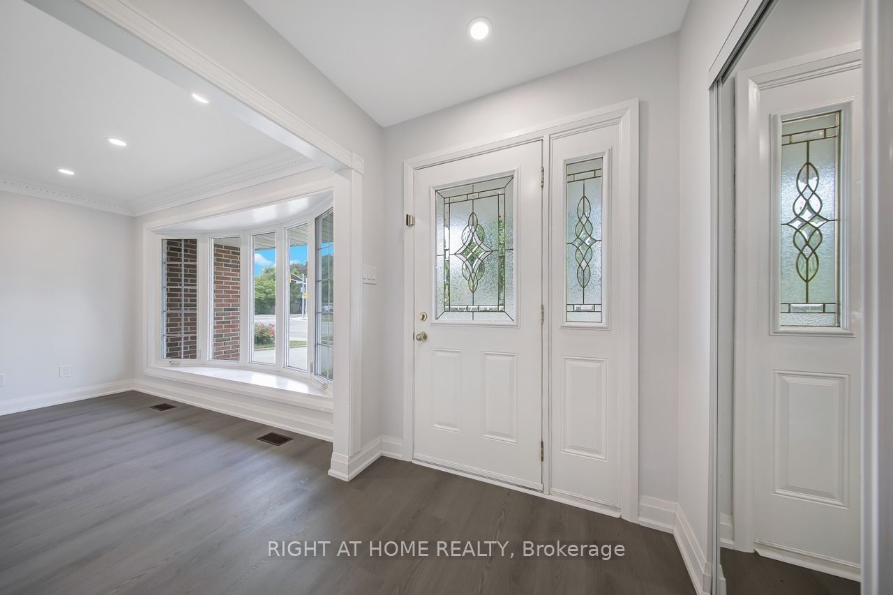 3 Glendower Circuit Property Photo 4