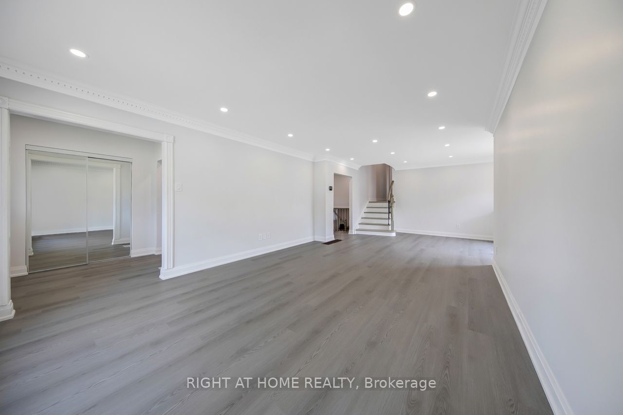 3 Glendower Circuit Property Photo 6