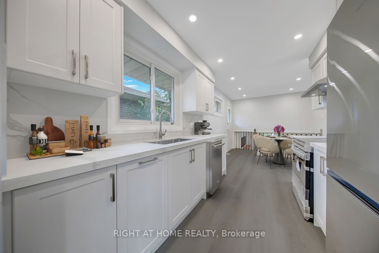 3 Glendower Circuit Property Photo 10