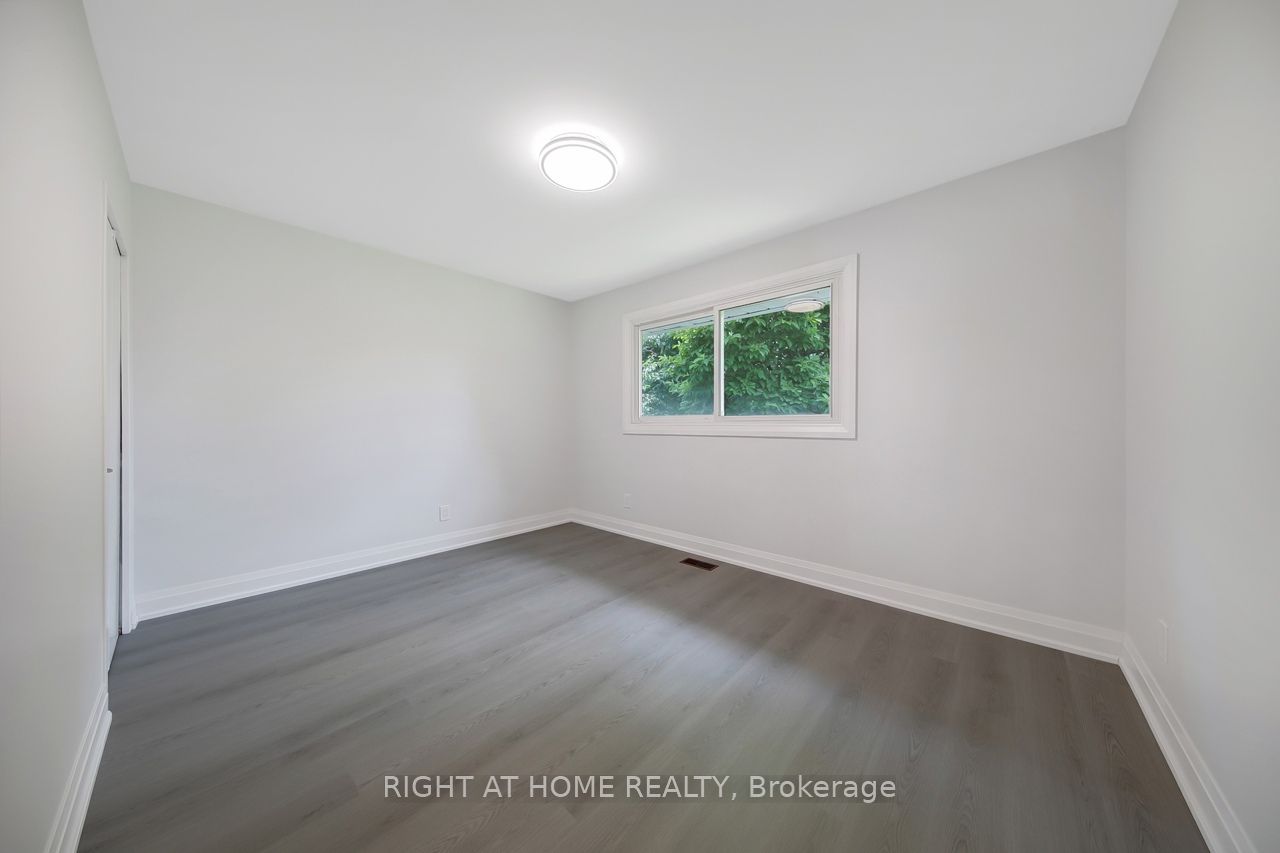 3 Glendower Circuit Property Photo 15