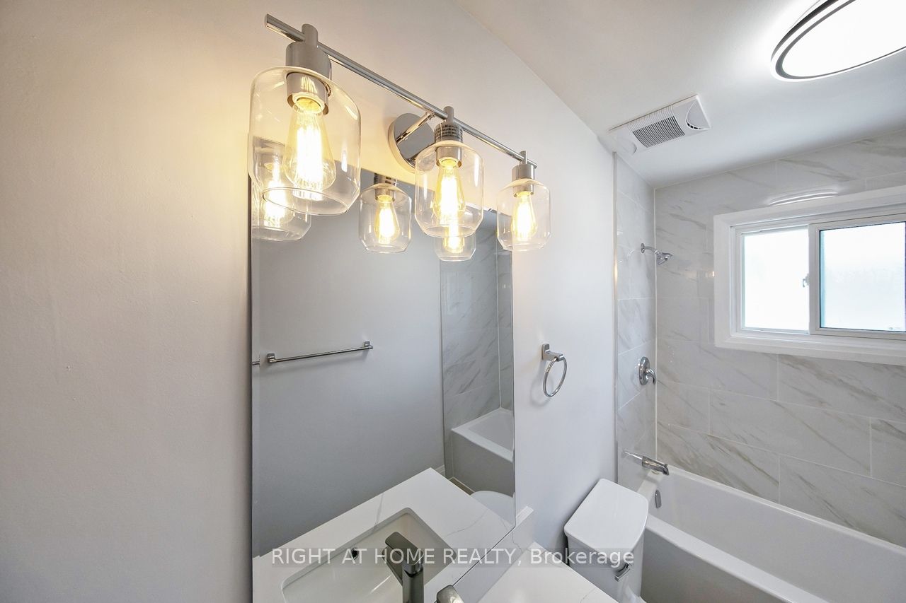 3 Glendower Circuit Property Photo 20