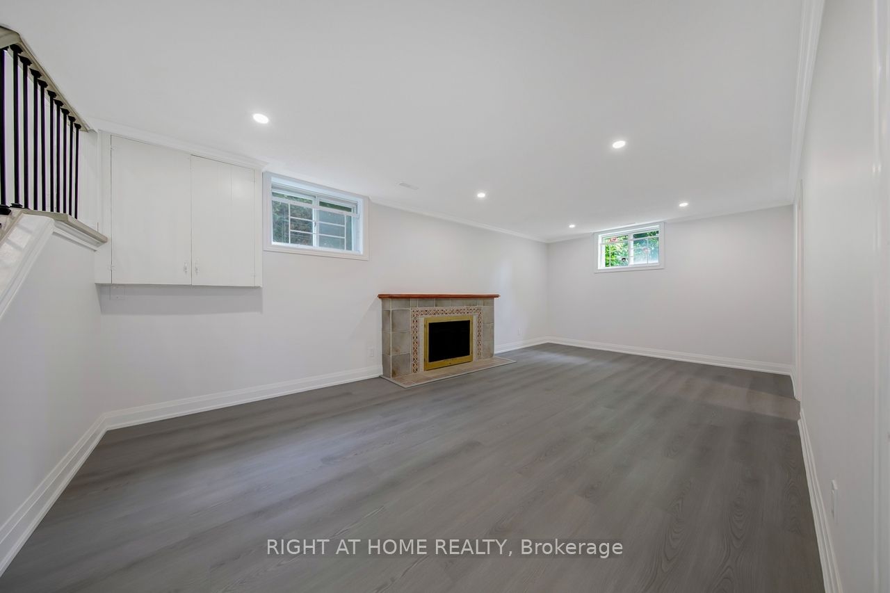 3 Glendower Circuit Property Photo 23