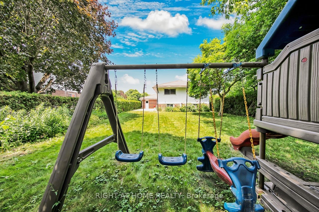 3 Glendower Circuit Property Photo 32