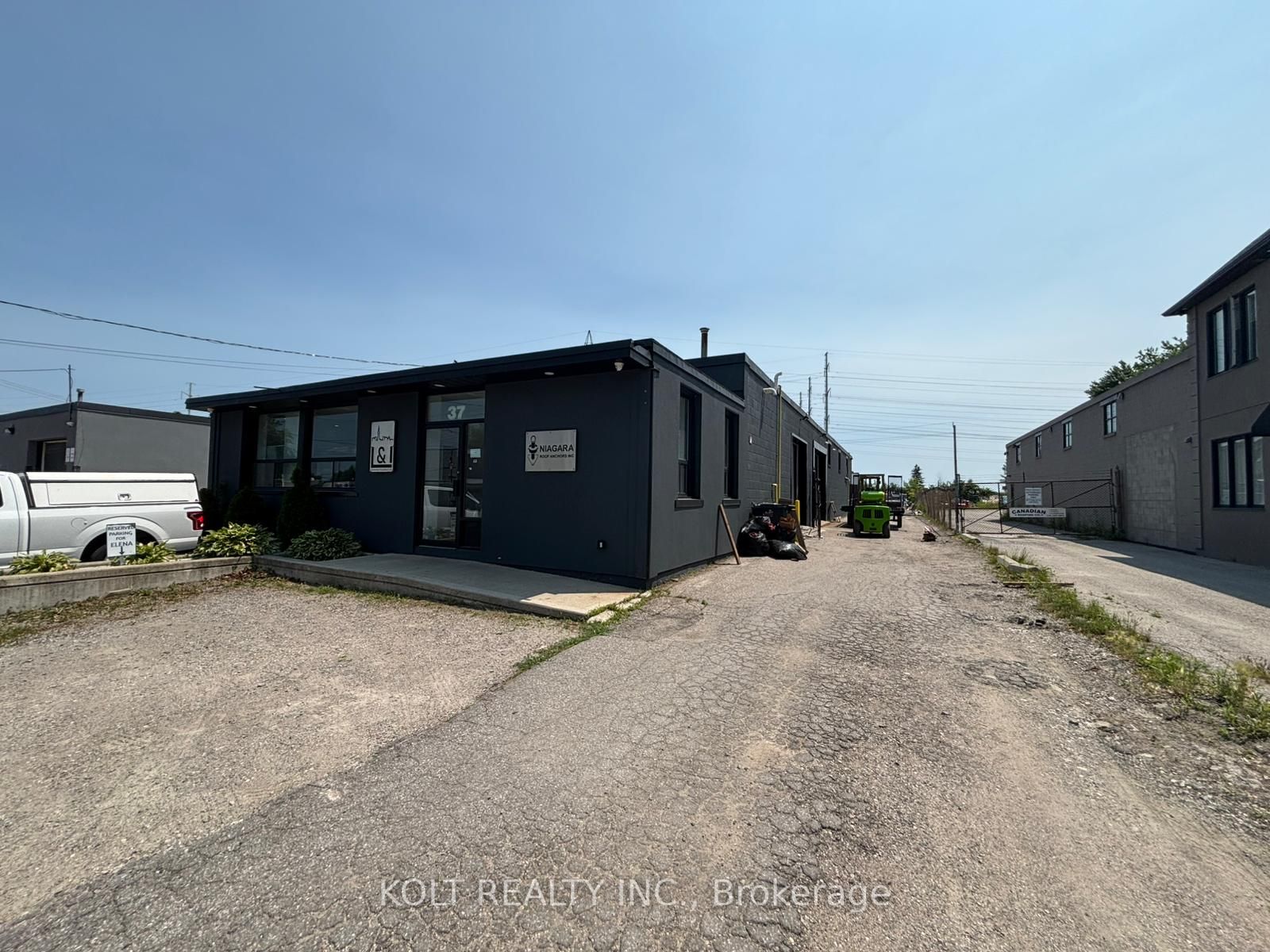 37 Minford Avenue Unit C Property Photo 1