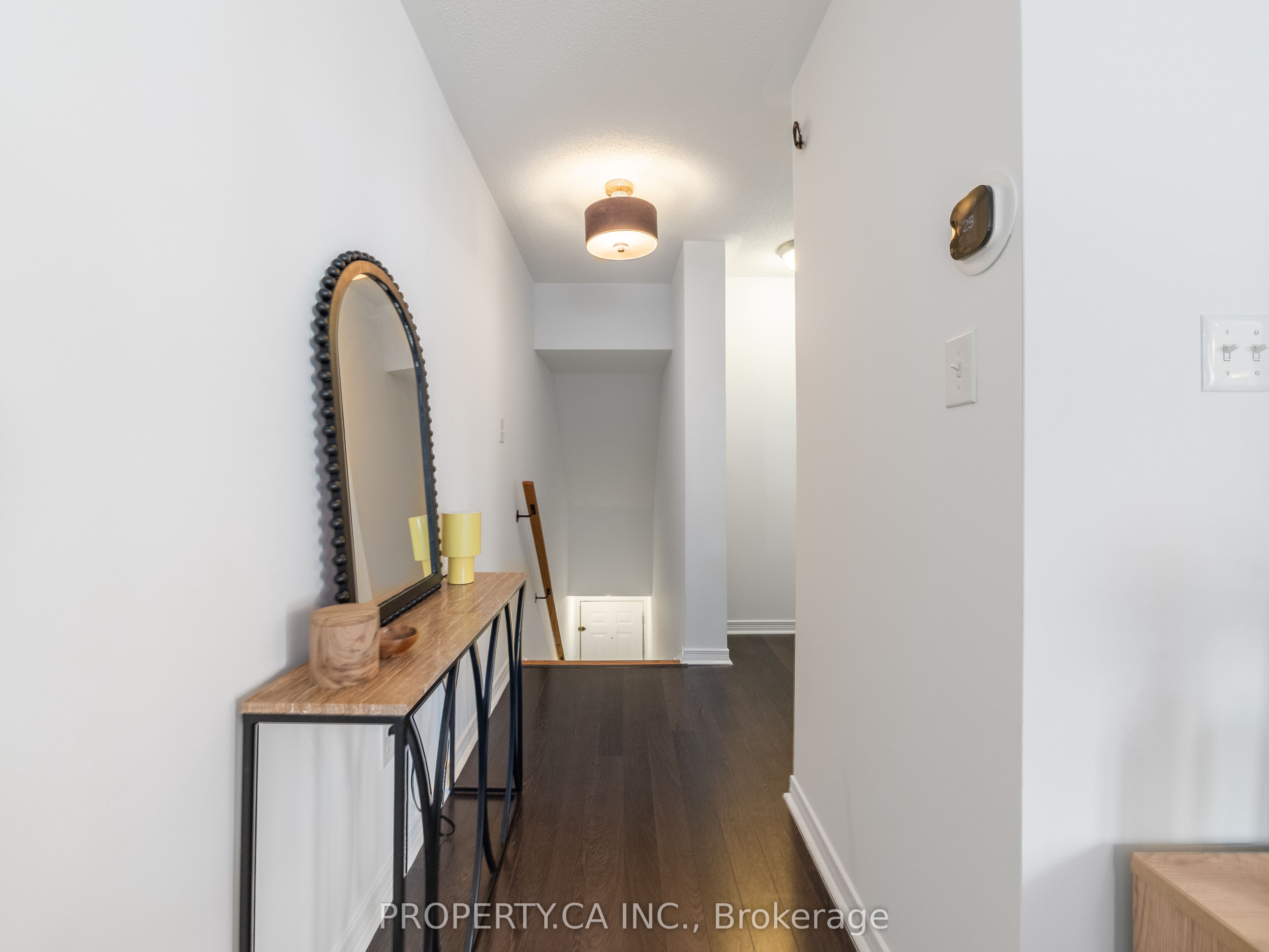 819 Dundas Street E 4 Property Photo 4