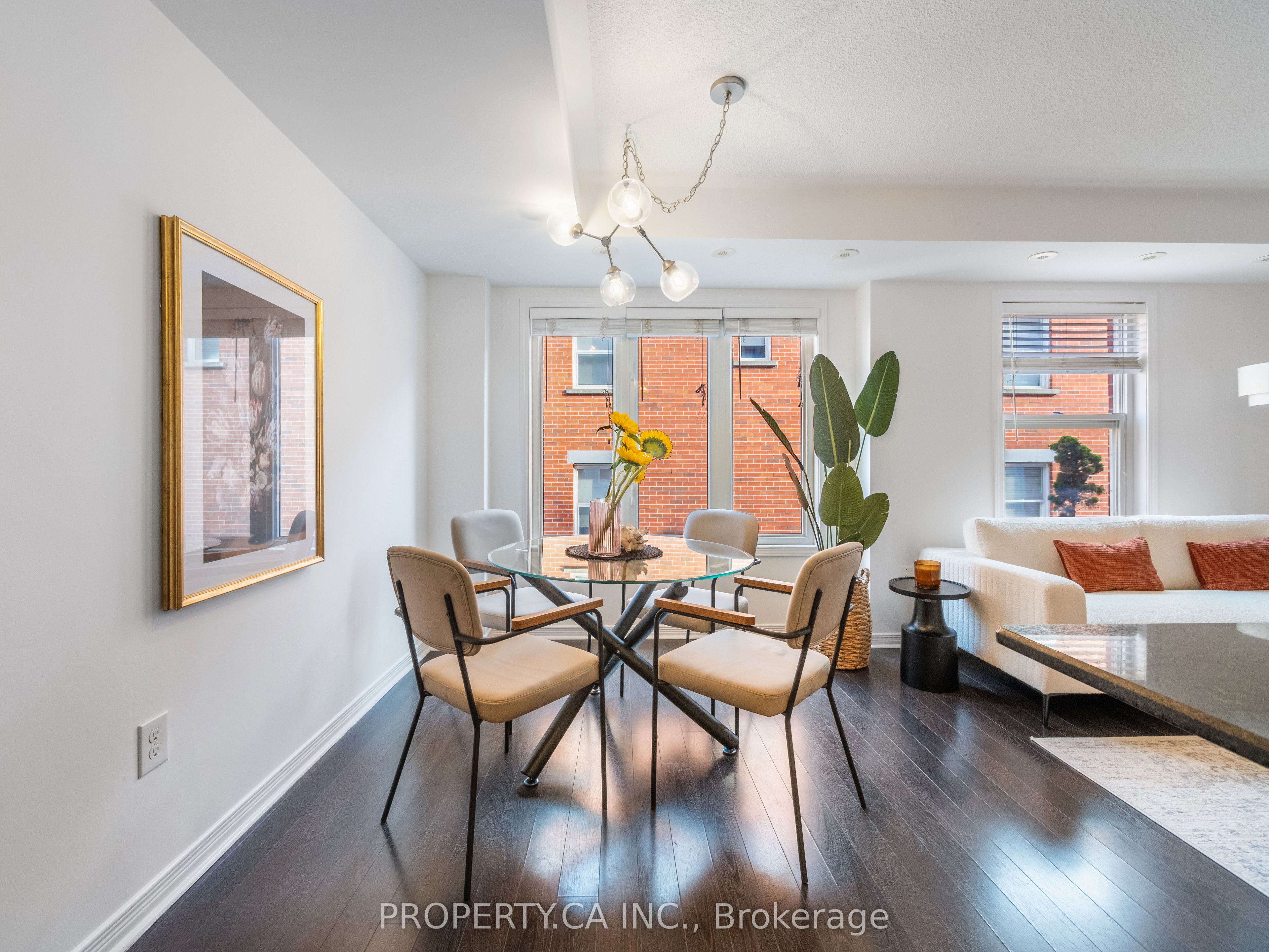 819 Dundas Street E 4 Property Photo 11