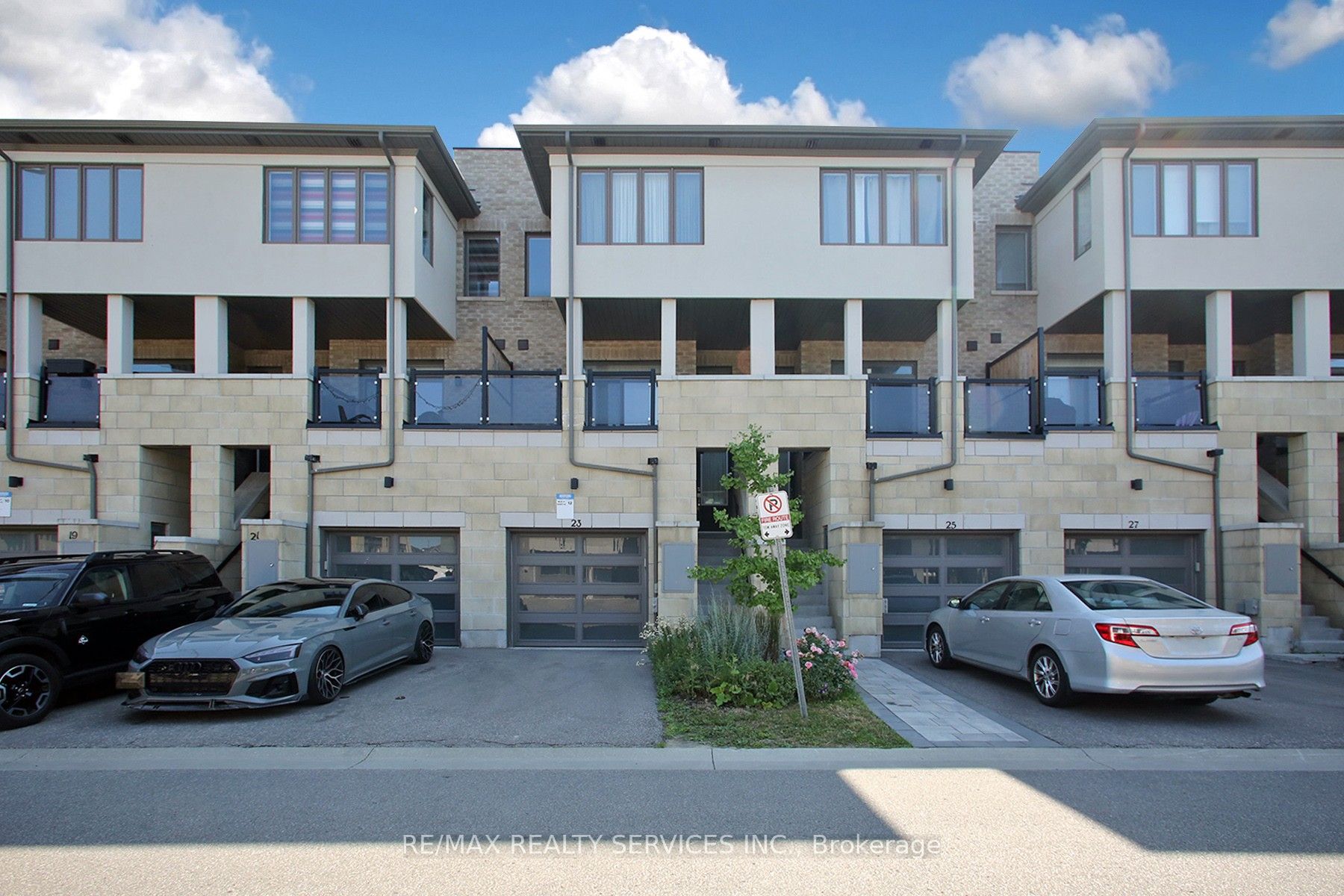 23 Donald Fleming Way Property Photo 1