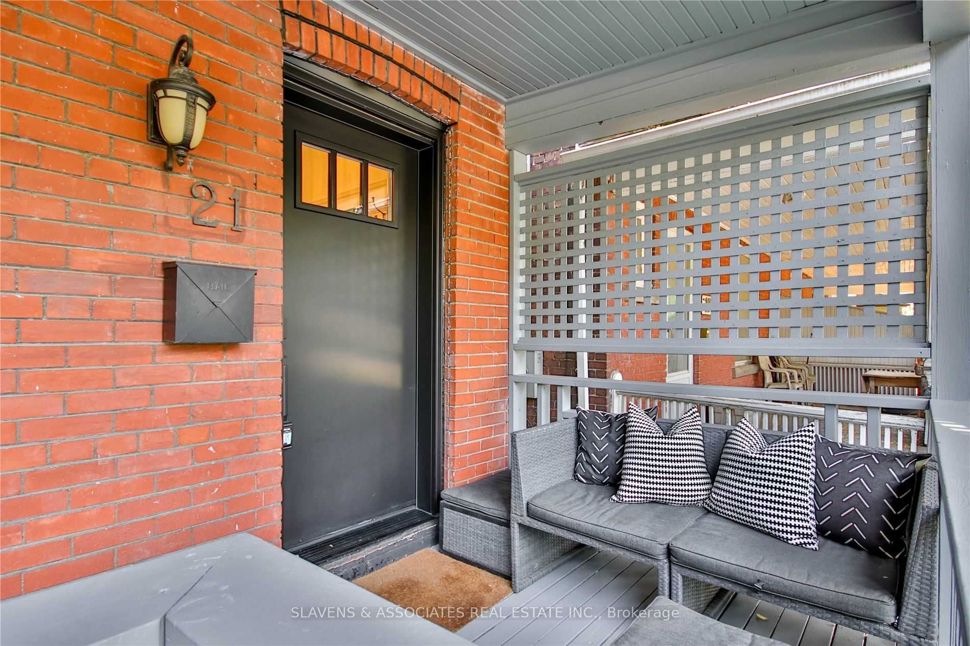 21 Dearbourne Avenue Property Photo 2