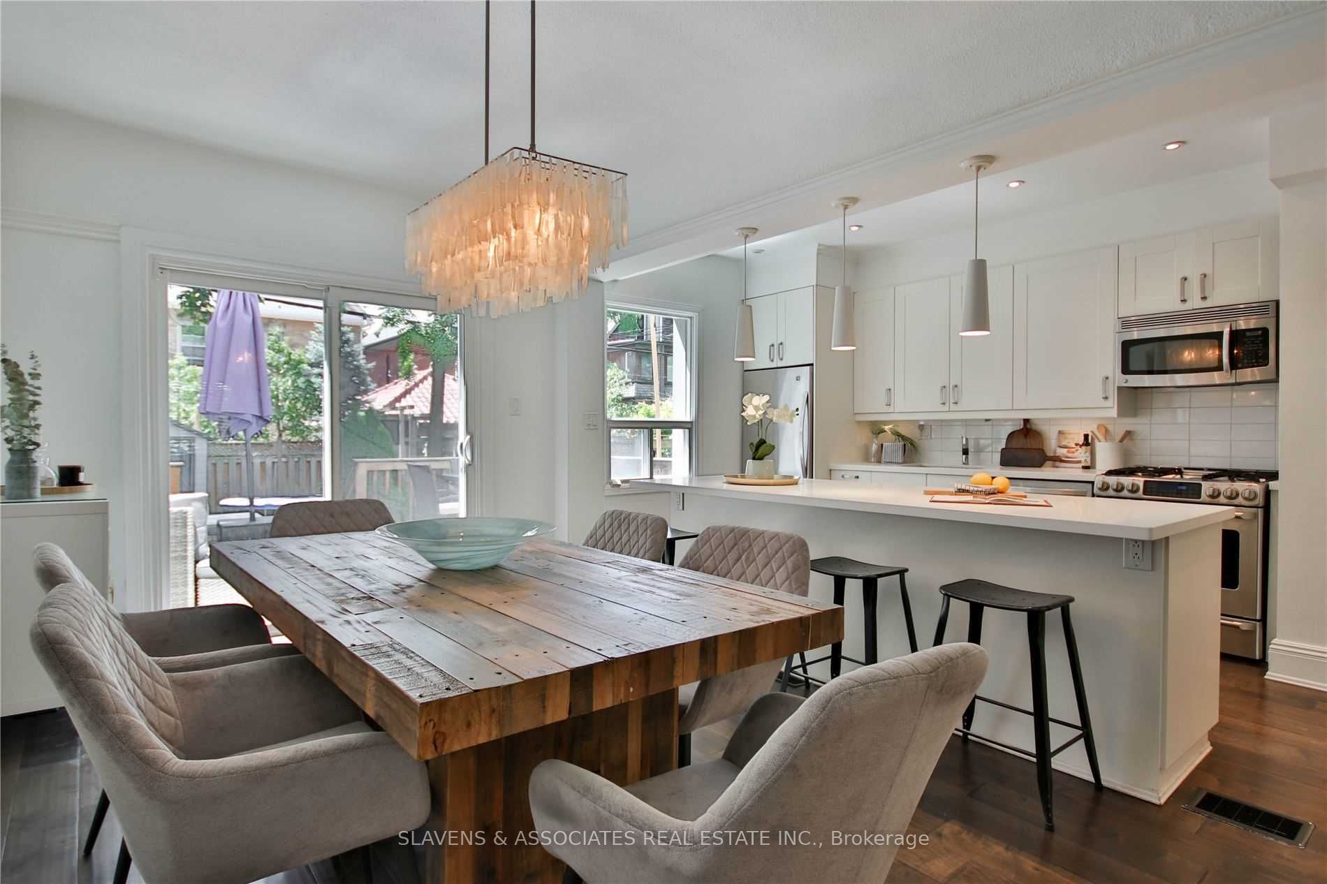21 Dearbourne Avenue Property Photo 8
