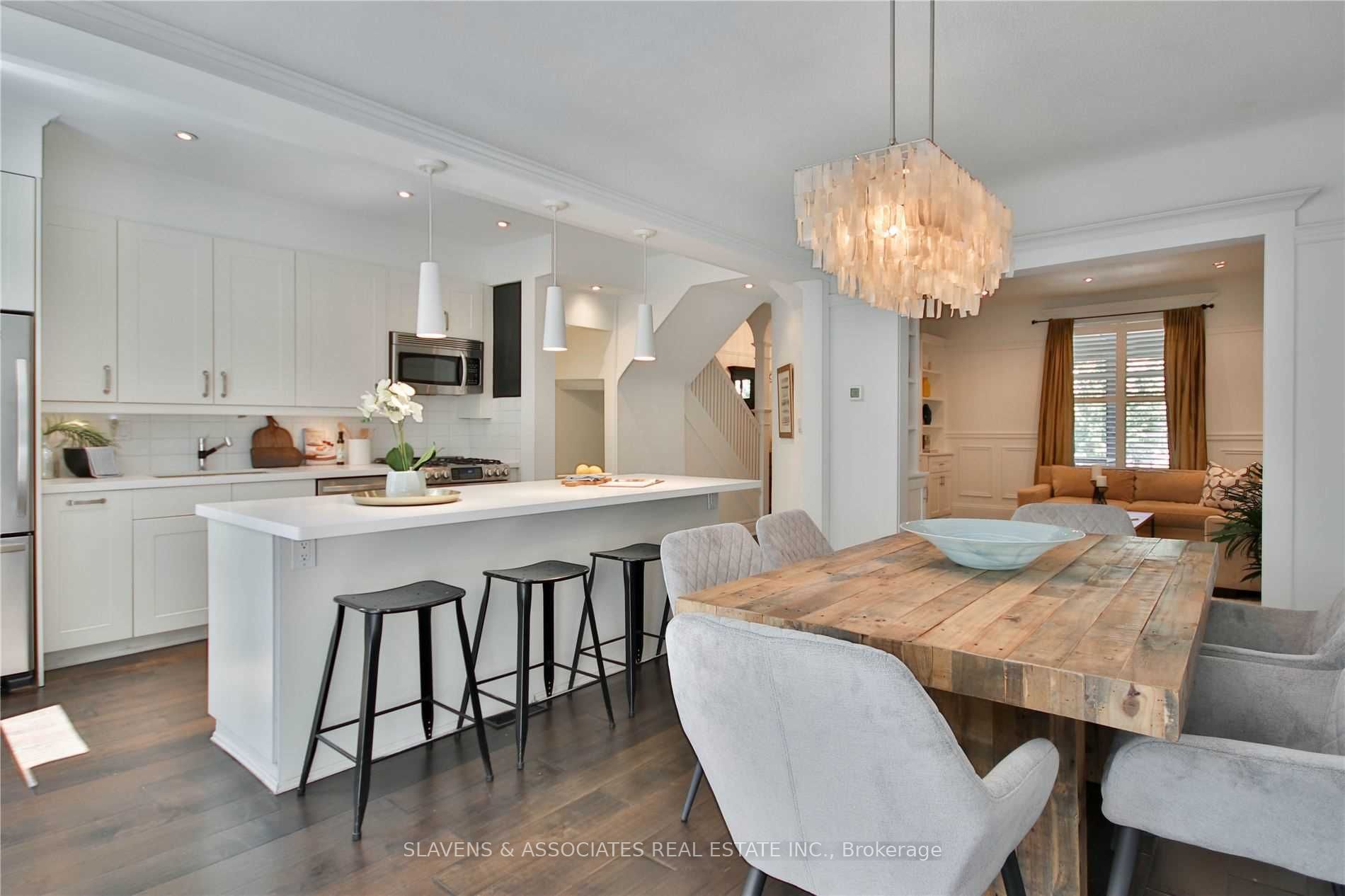 21 Dearbourne Avenue Property Photo 9
