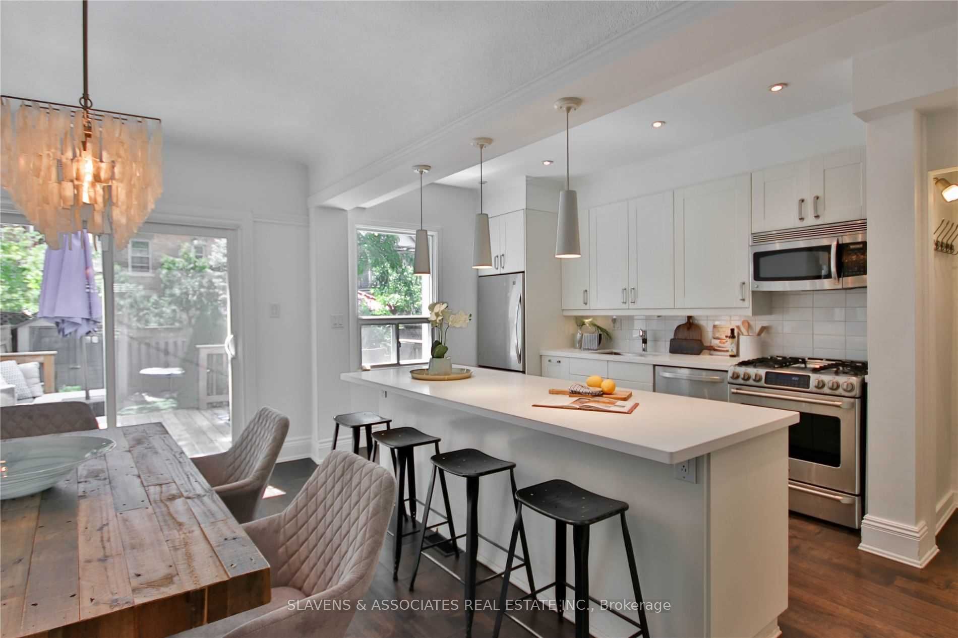 21 Dearbourne Avenue Property Photo 11