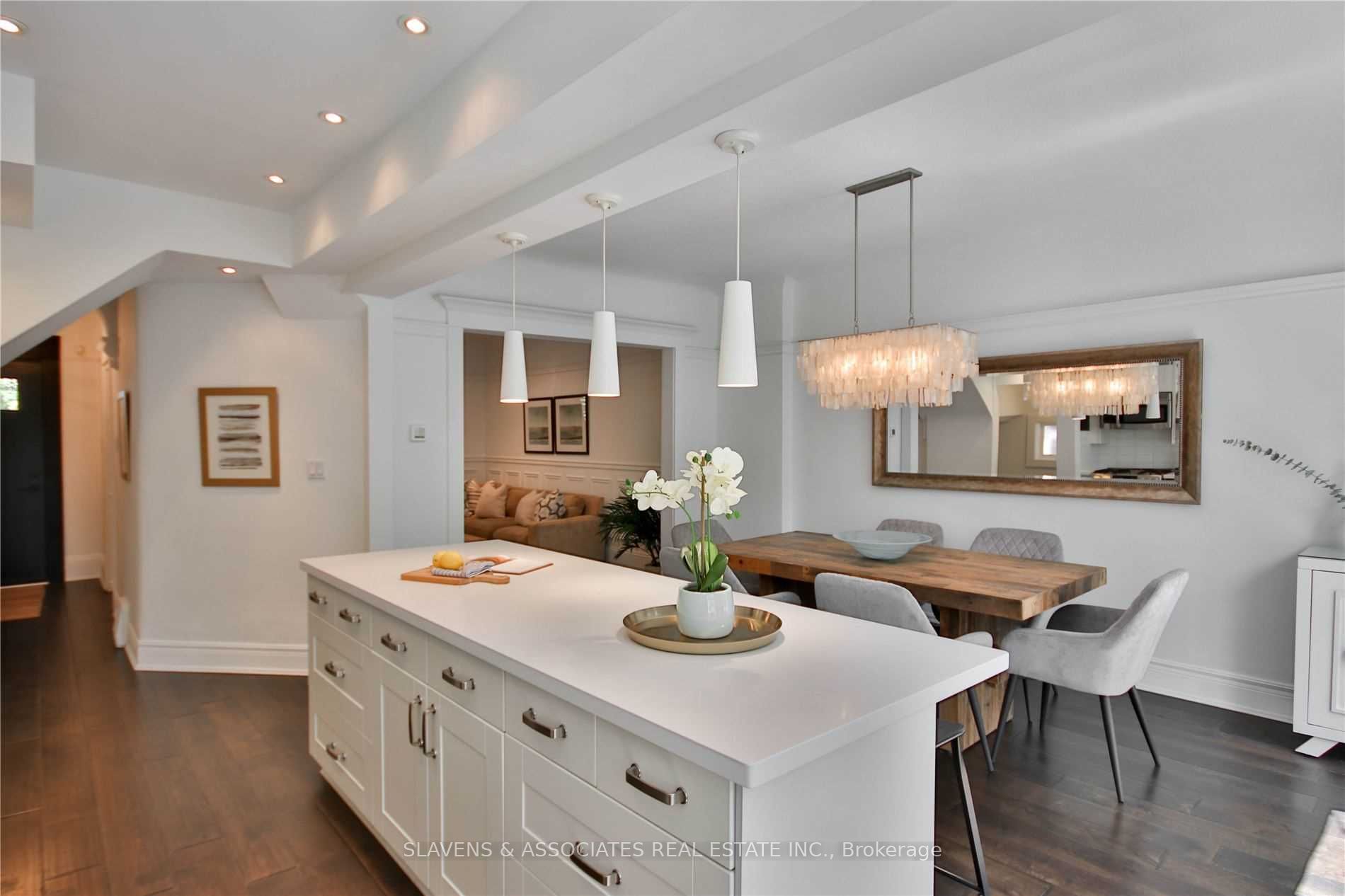 21 Dearbourne Avenue Property Photo 14