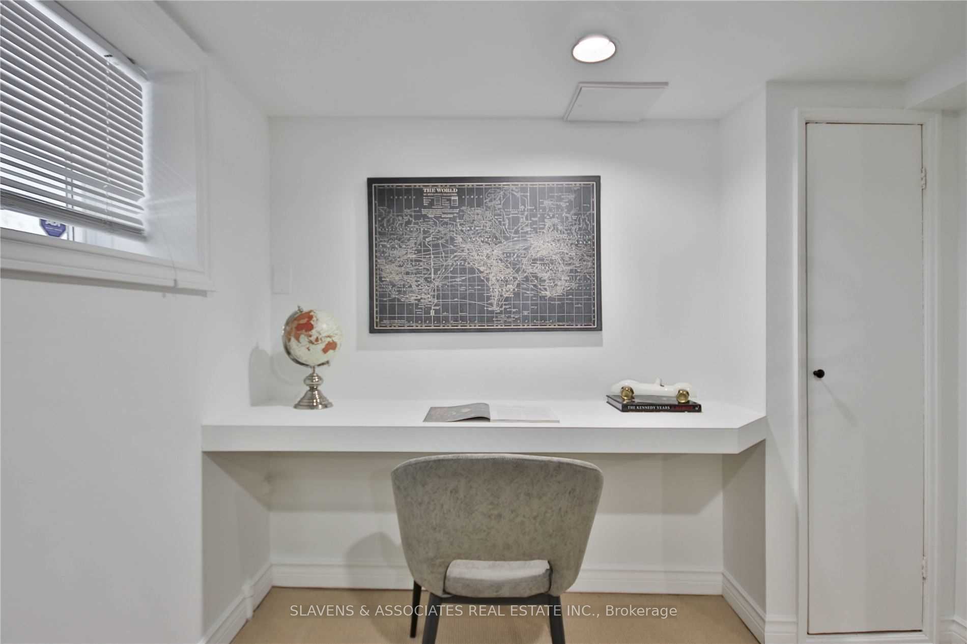 21 Dearbourne Avenue Property Photo 23