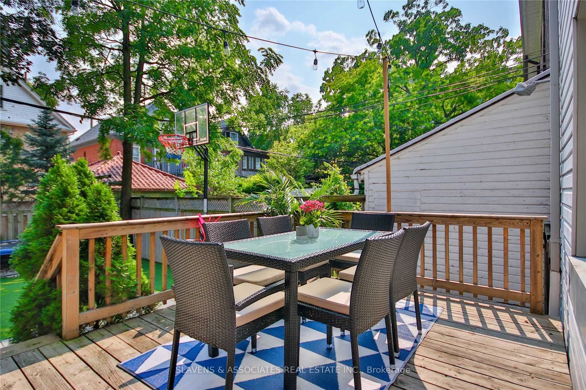 21 Dearbourne Avenue Property Photo 30