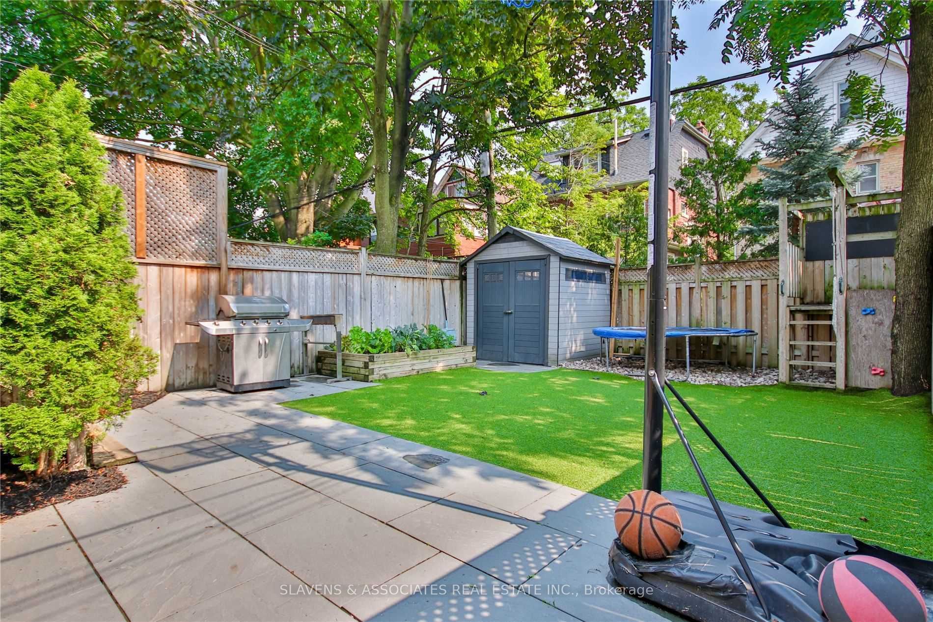 21 Dearbourne Avenue Property Photo 32