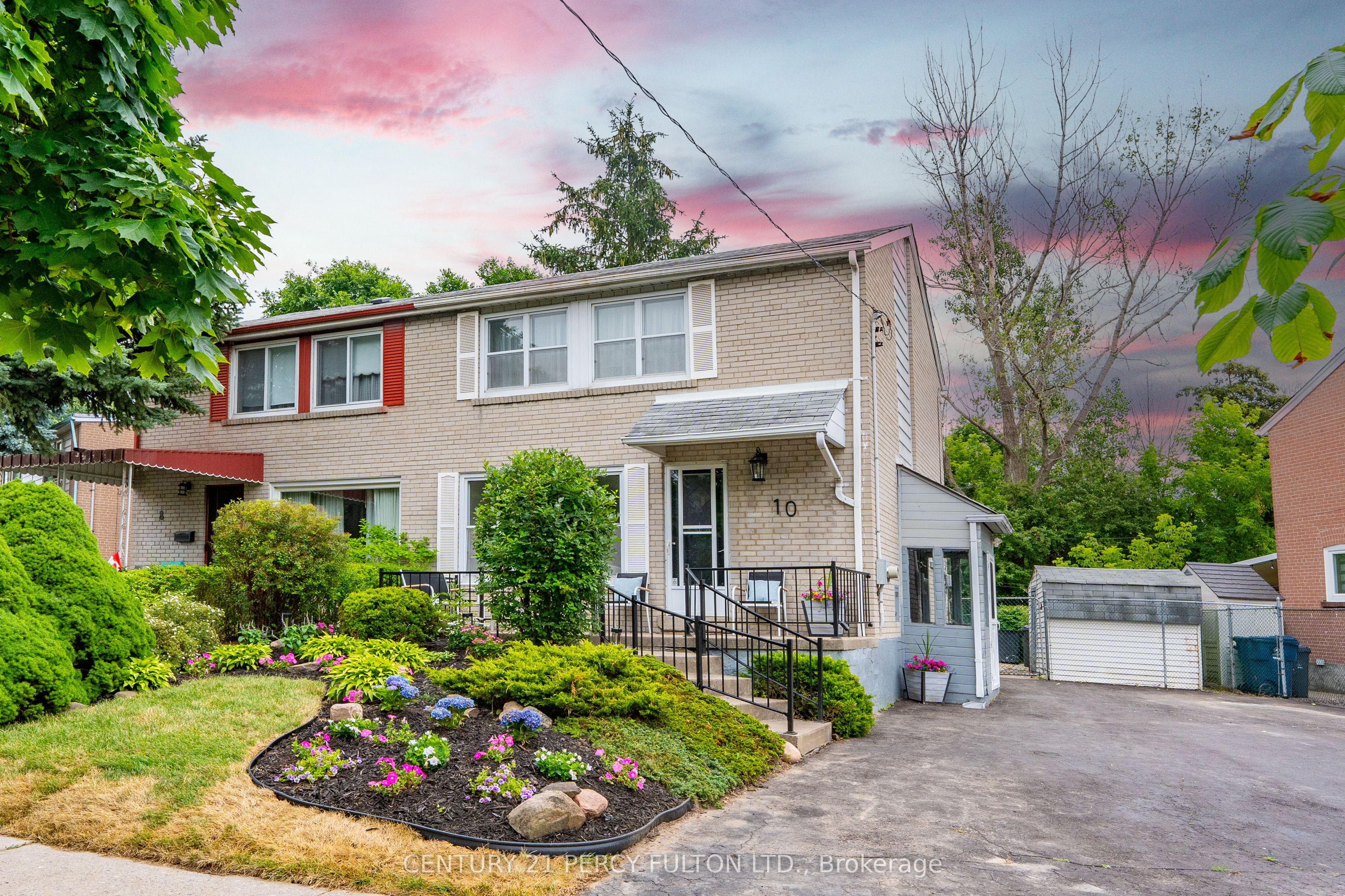 10 Chestnut Crescent Property Photo 1