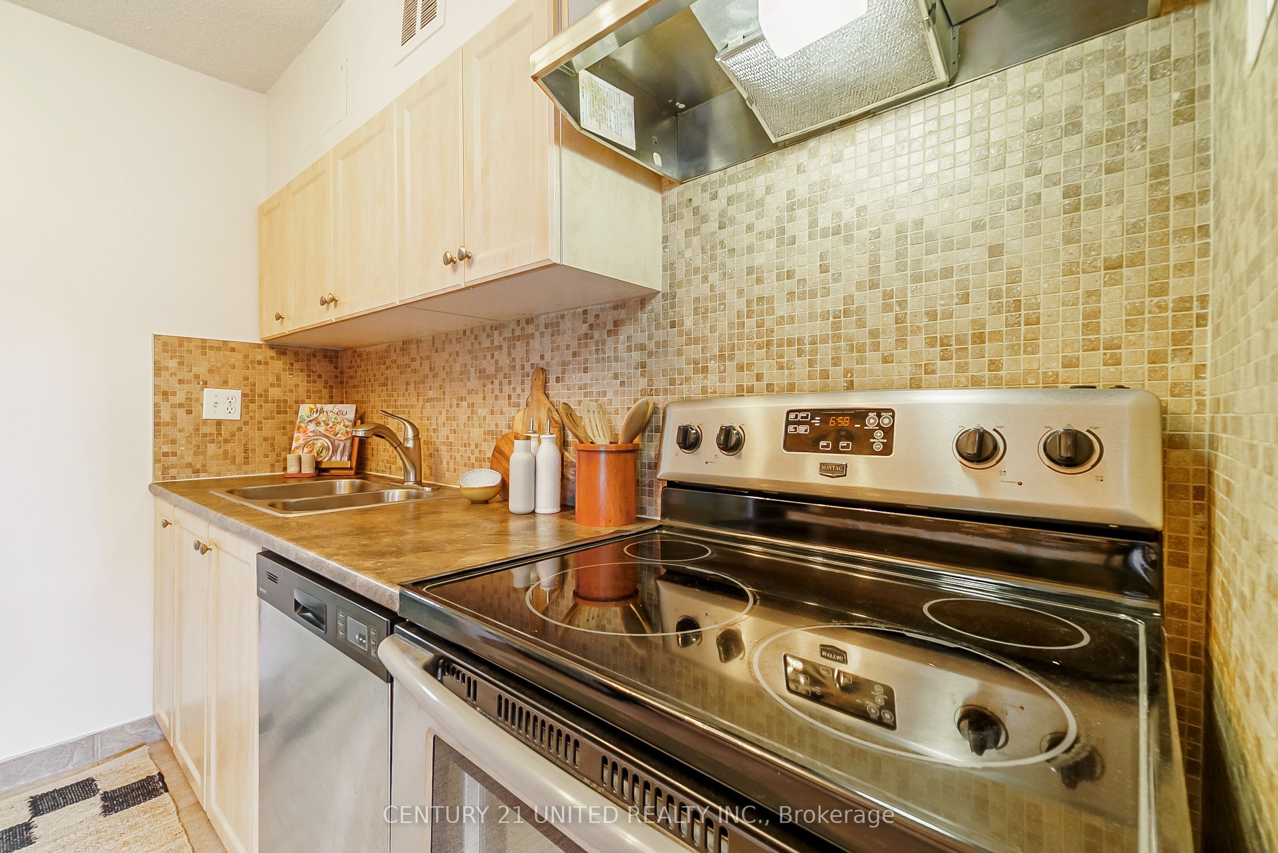 140 Ling Road 101 Property Photo 20