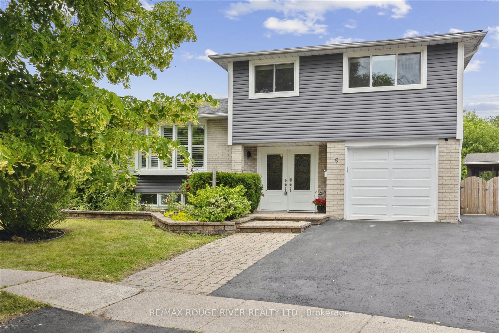 9 Cowling Crescent Property Photo 1