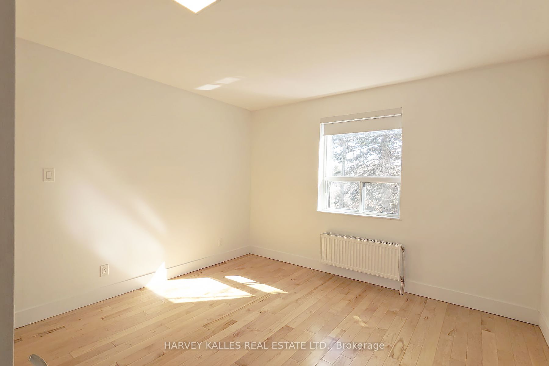 2901 St Clair Avenue E 10 Property Photo 11