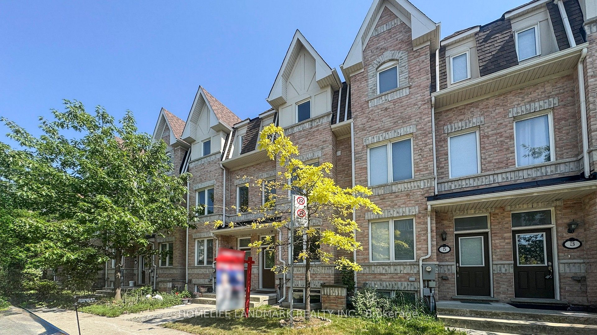 7 Kawneer Terrace Property Photo 1