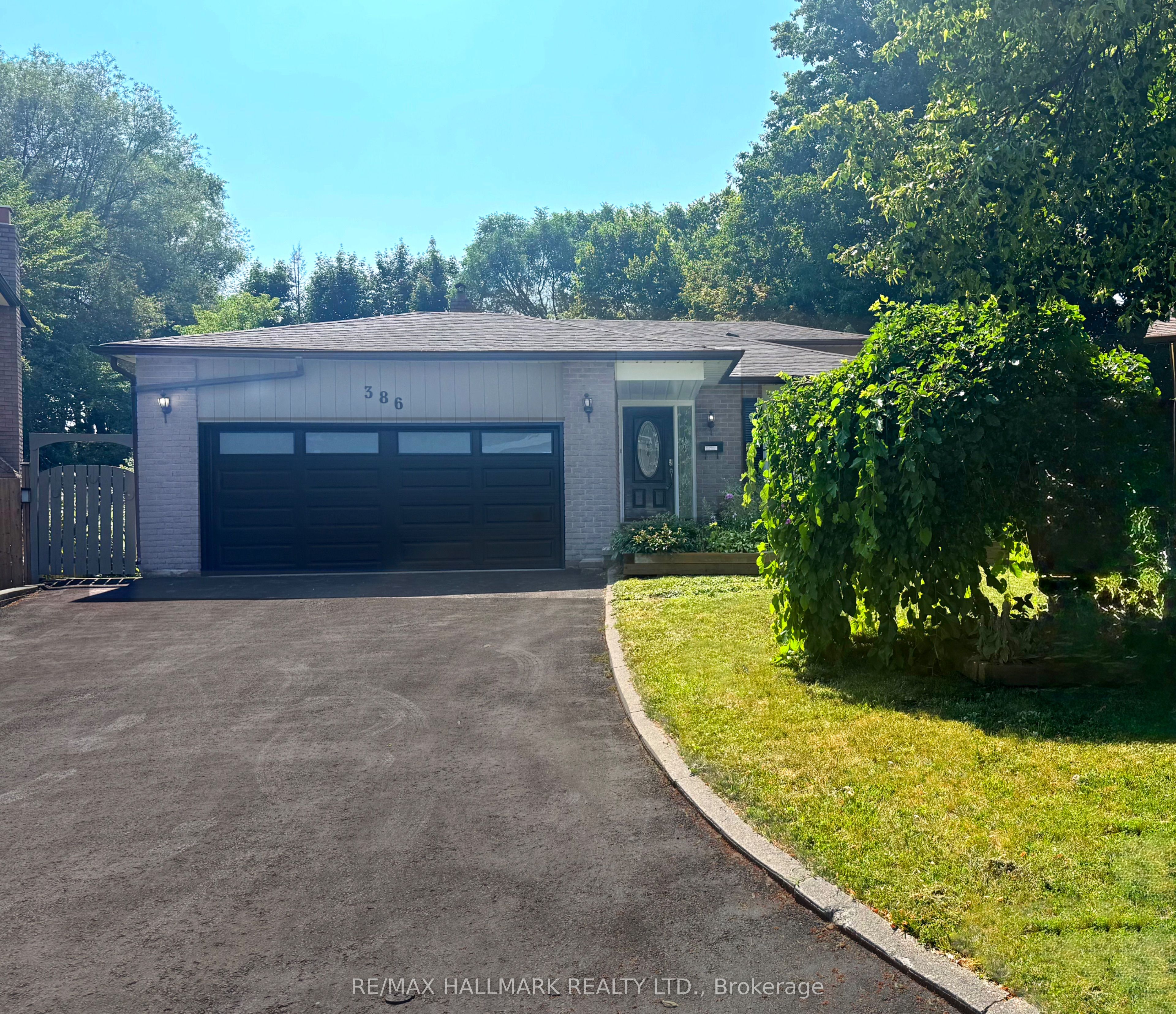 386 Grange Court Property Photo 1