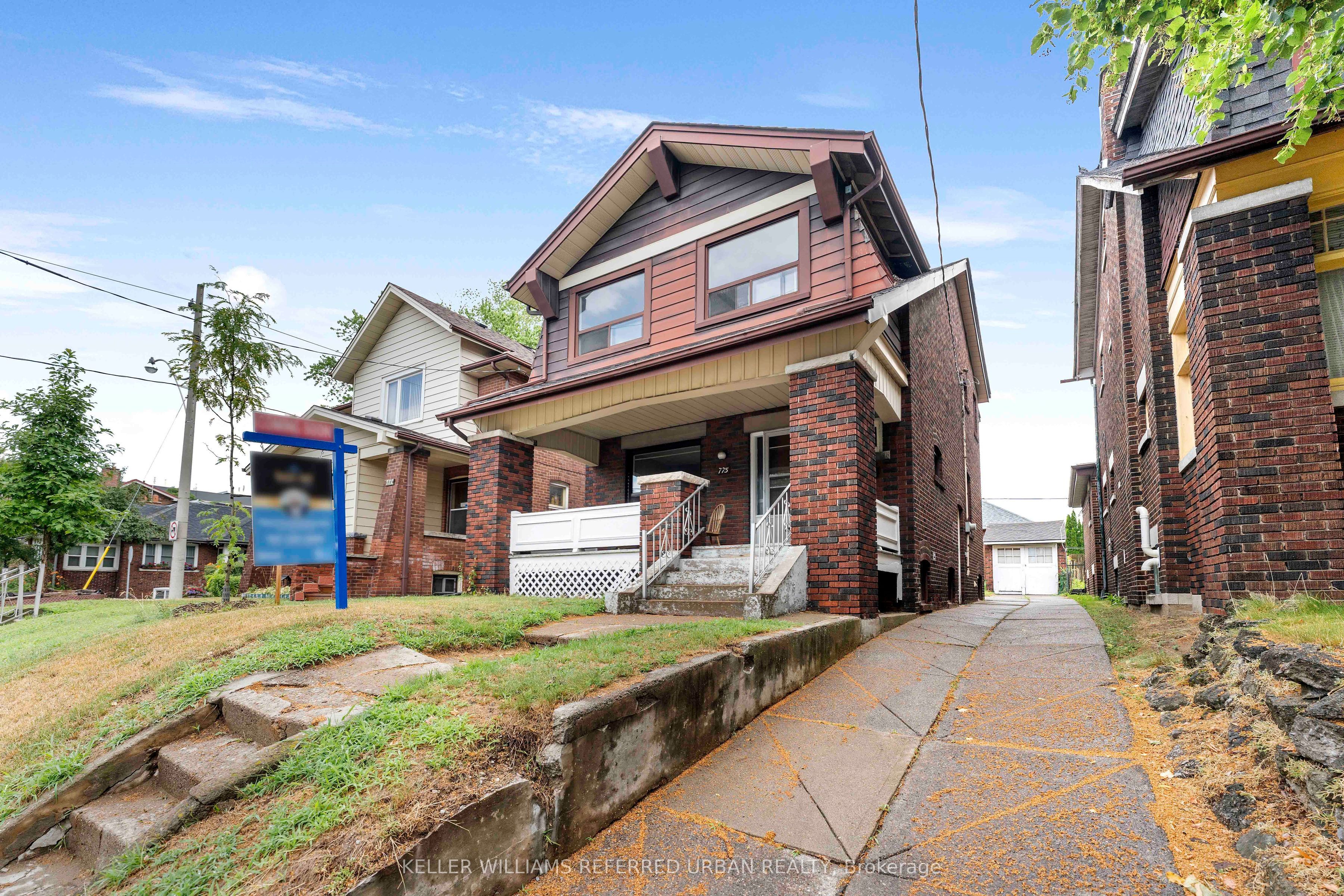 775 Coxwell Avenue Property Photo 1