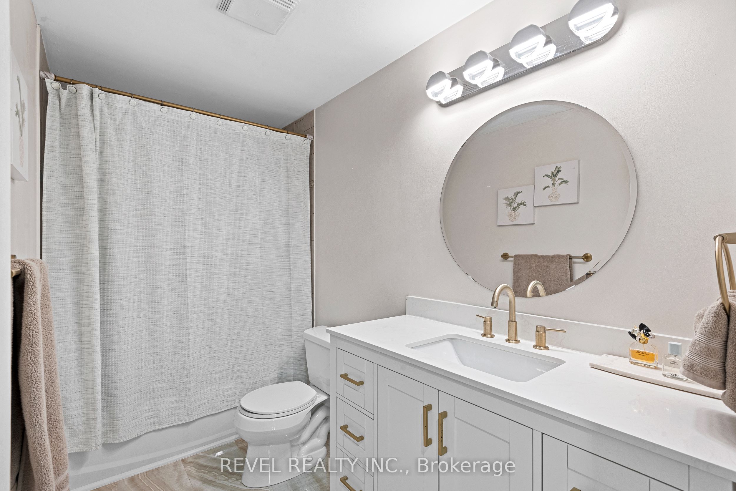 1132 Norman Crescent Property Photo 14