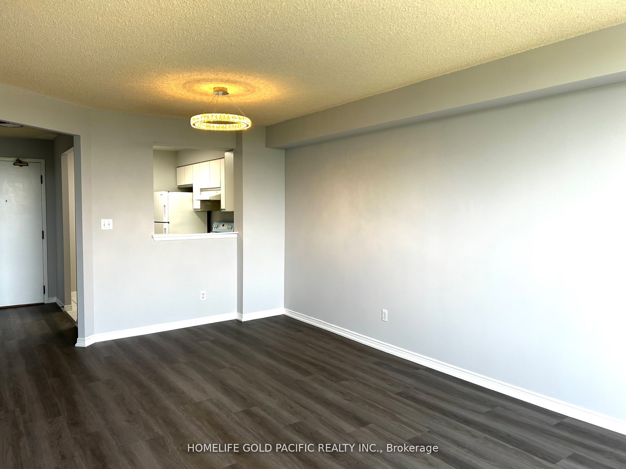 480 Mclevin Avenue 504 Property Photo 7