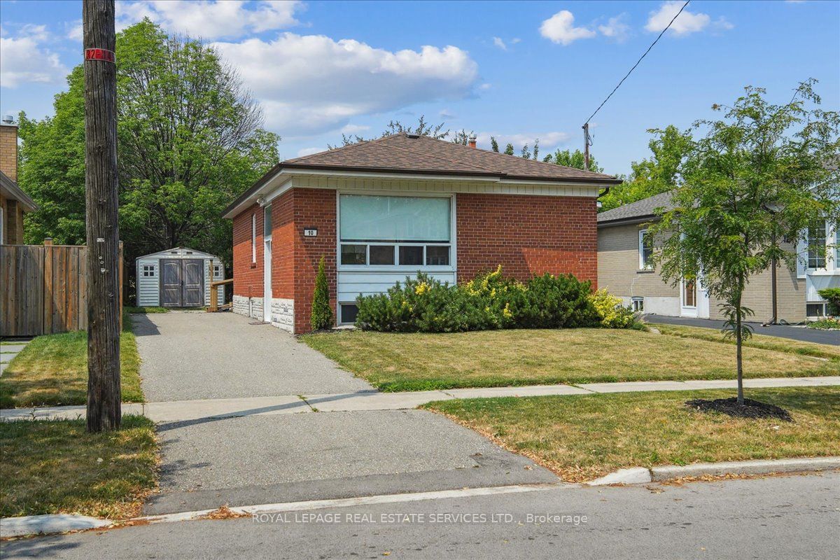 10 Mendip Crescent Property Photo 1