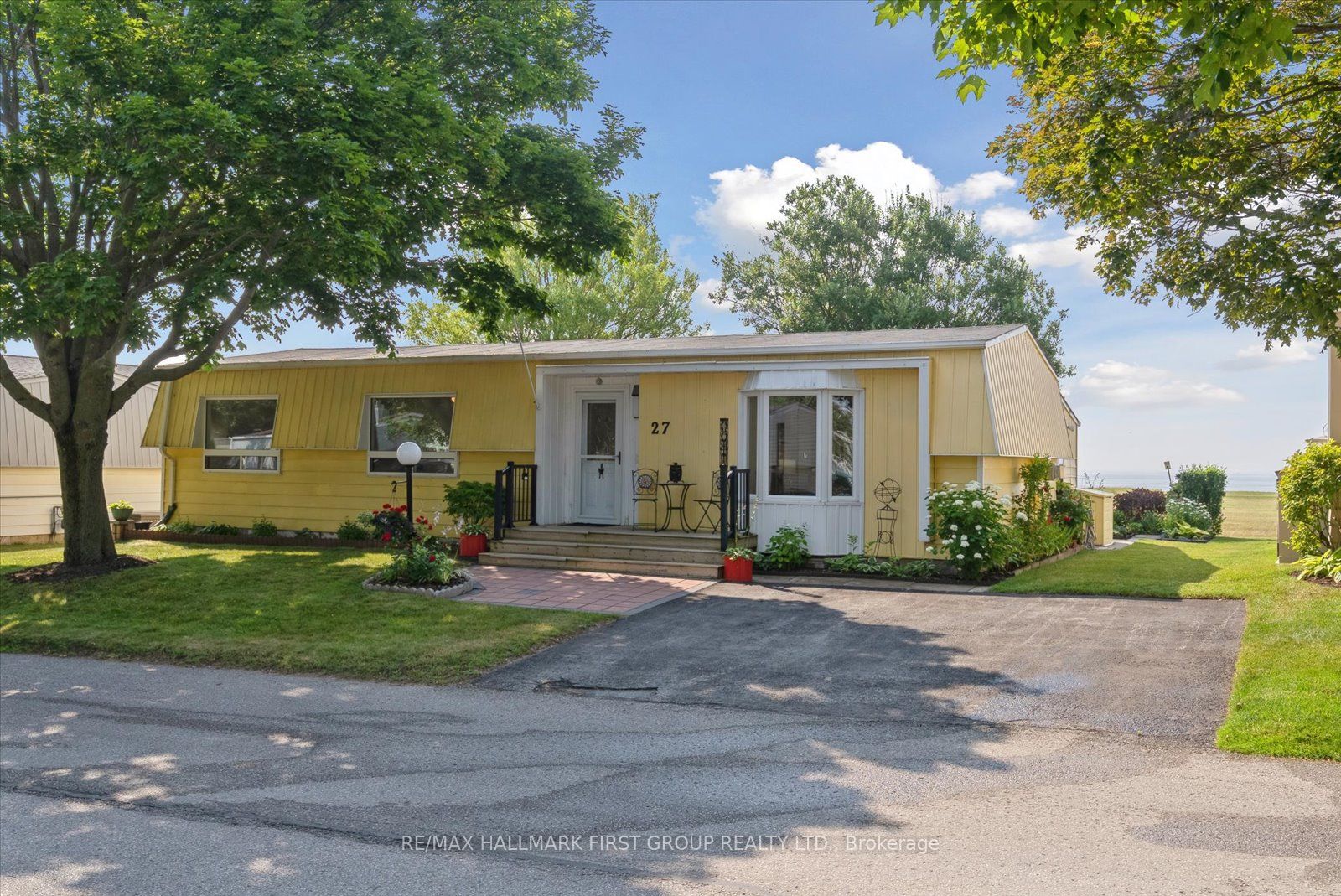 27 Wilmot Trail Property Photo 2