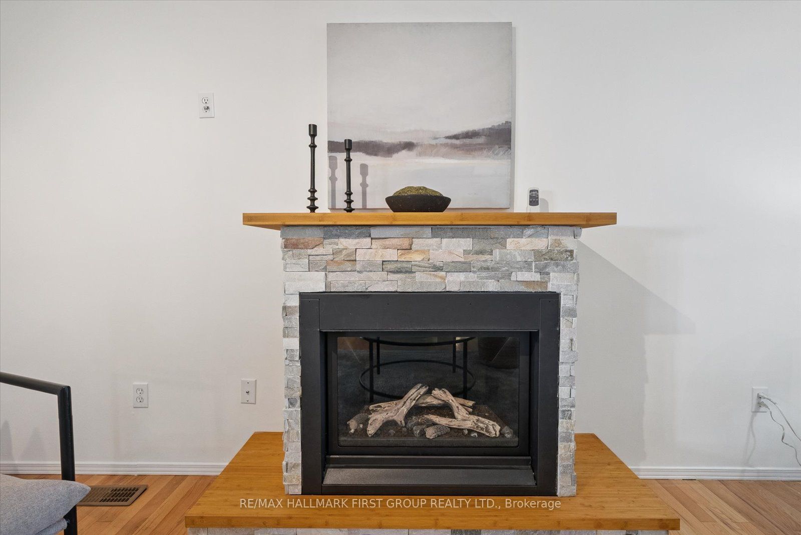 27 Wilmot Trail Property Photo 6