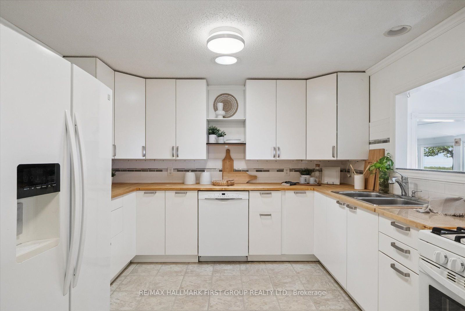 27 Wilmot Trail Property Photo 8