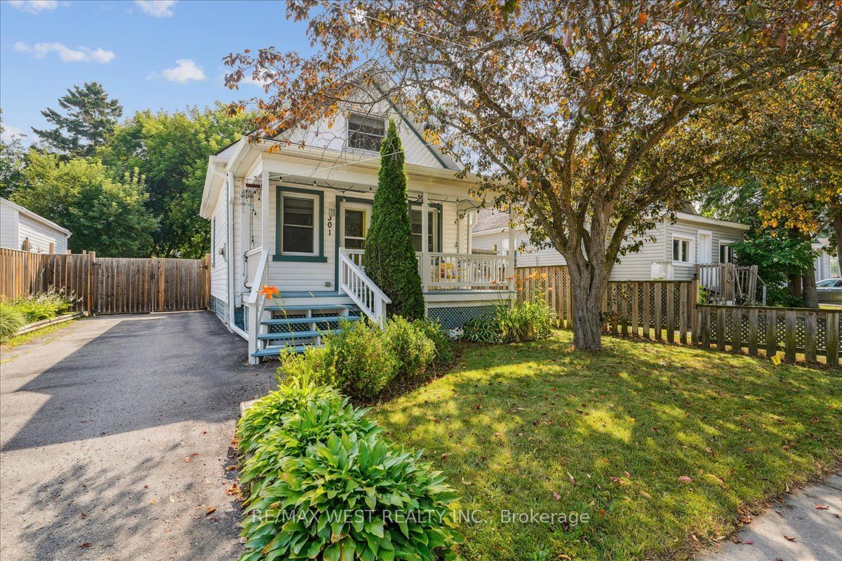 301 Oshawa Blvd S Property Photo 1