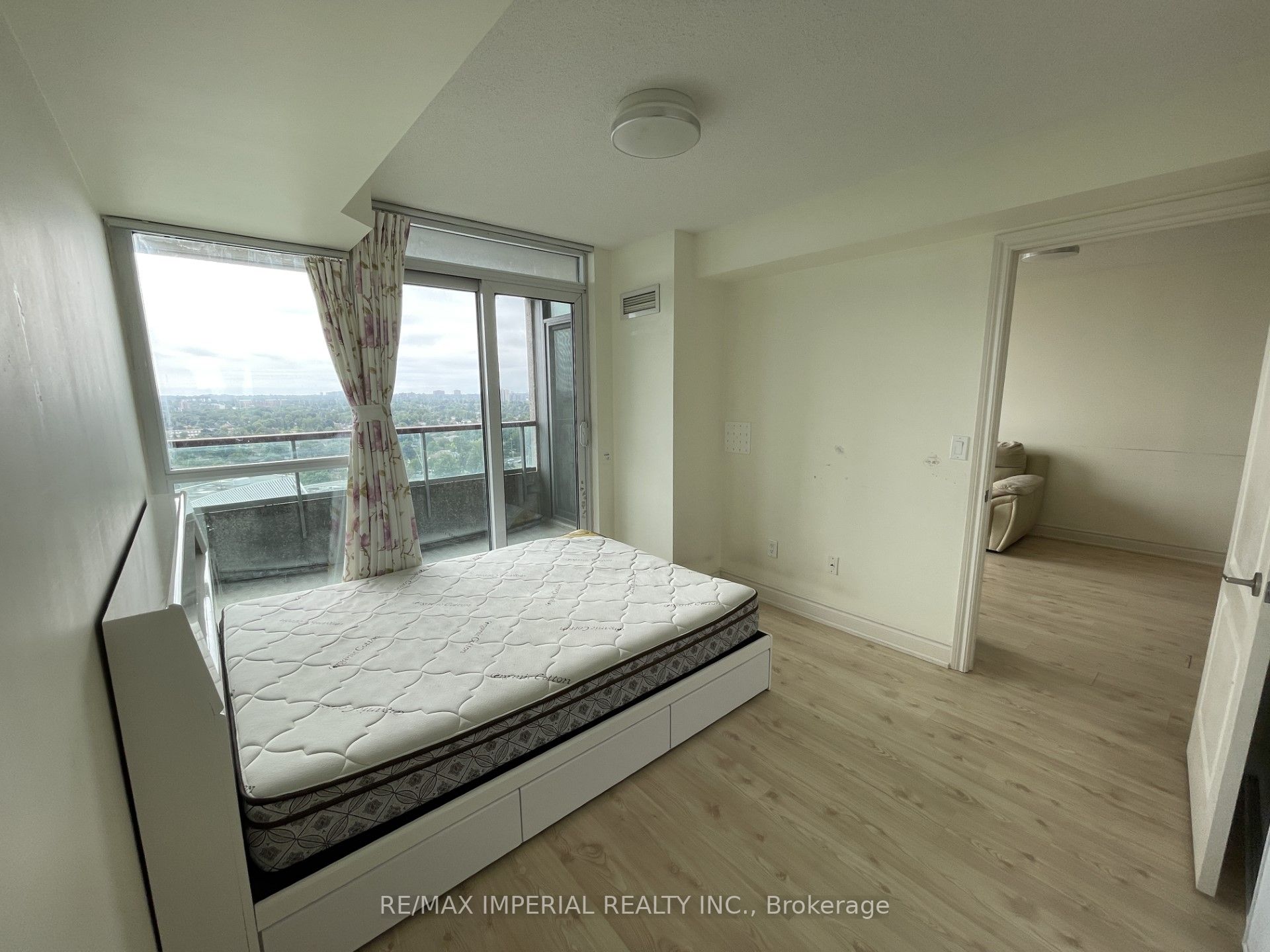 60 Brian Harrison Way 1801 Property Photo 5