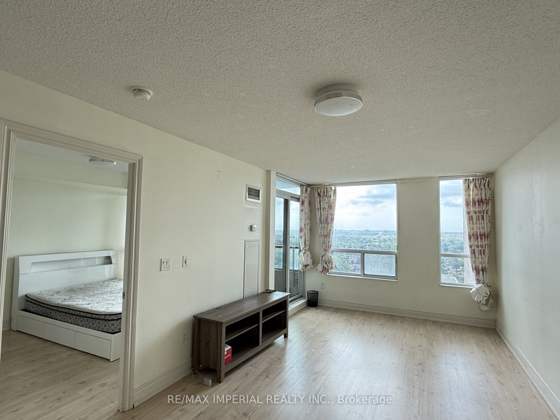 60 Brian Harrison Way 1801 Property Photo 7