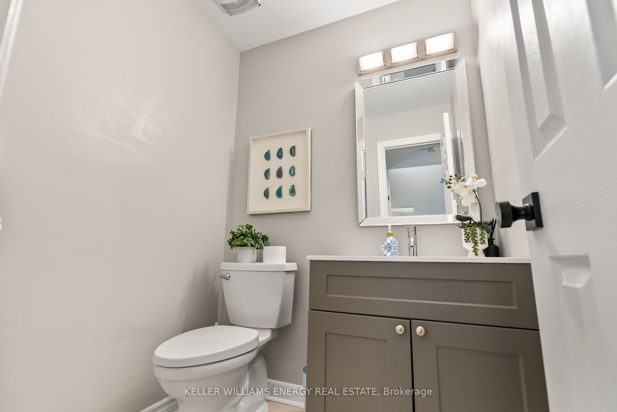 21 Royal Pines Court Property Photo 15