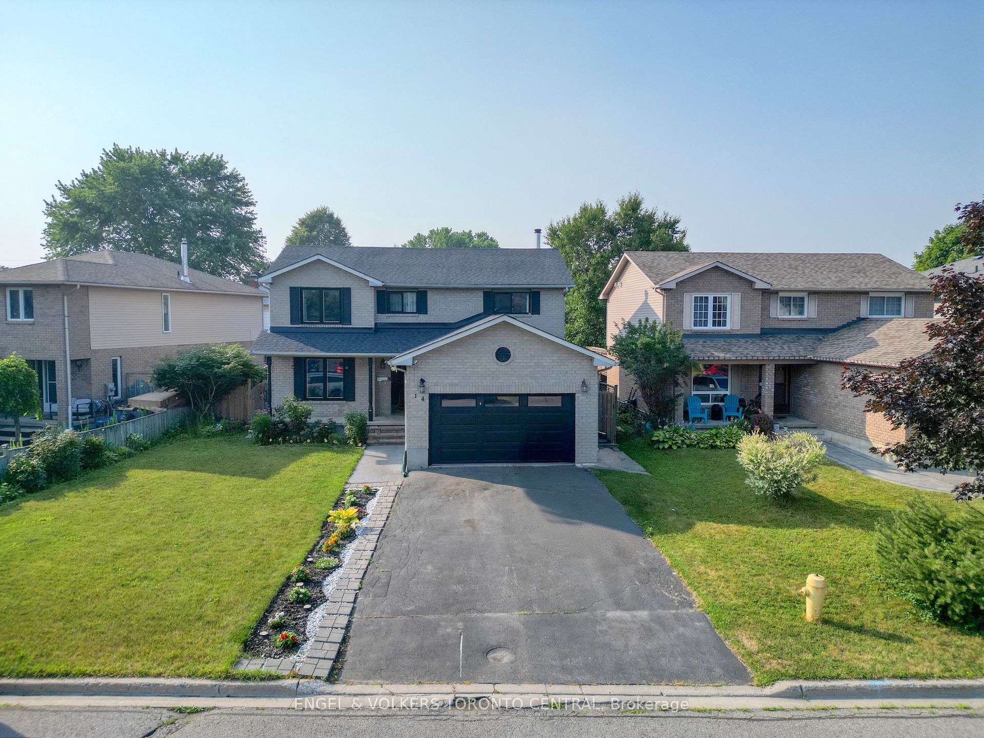 14 Soper Creek Drive Property Photo 1